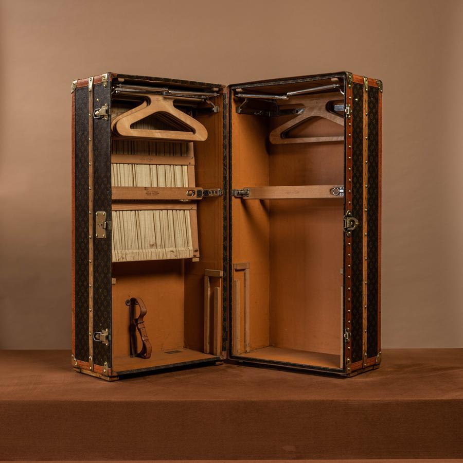Louis Vuitton Wardrobe Trunk, Circa 1940 6