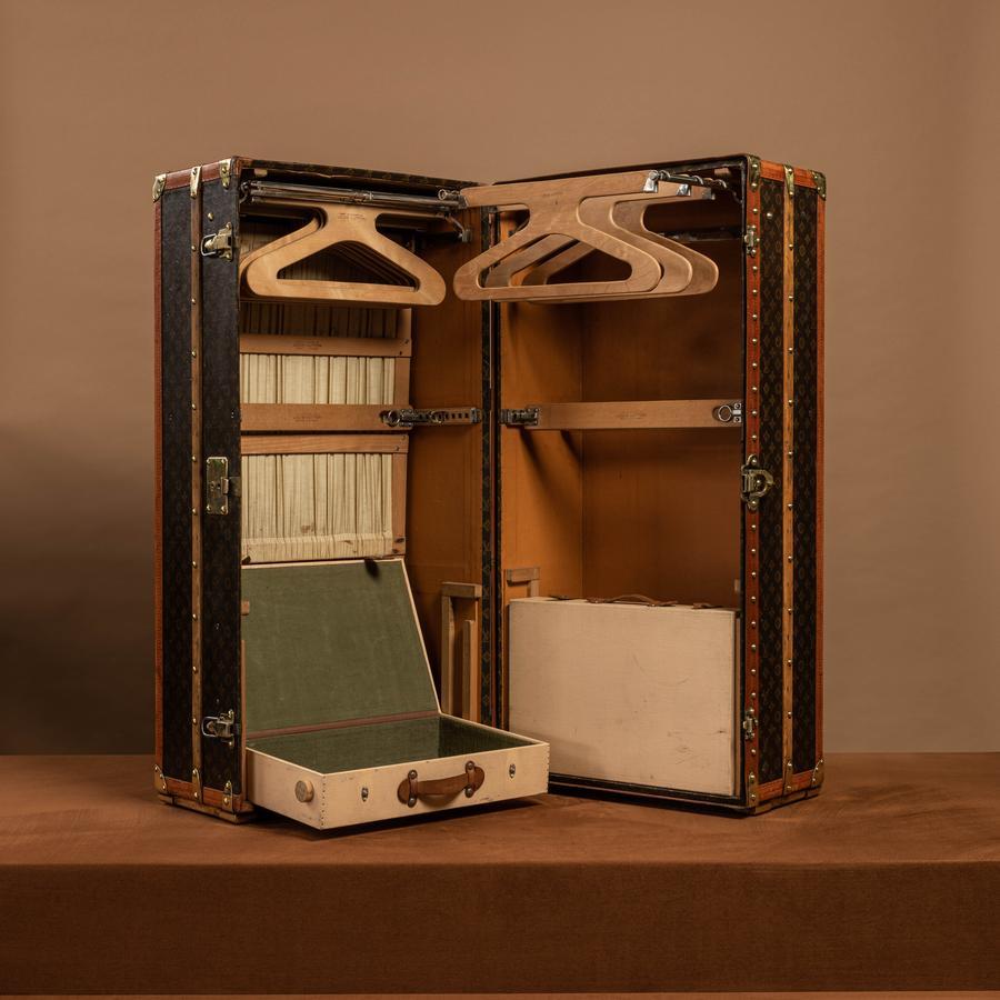 Louis Vuitton Wardrobe Trunk, Circa 1940 8