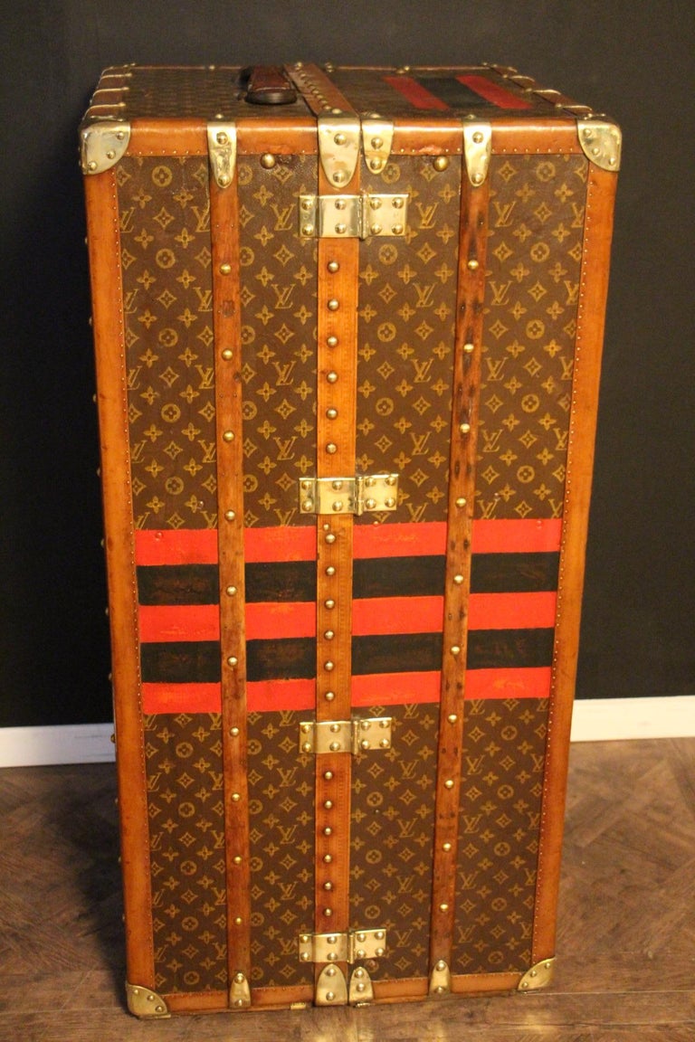 Louis Vuitton Wardrobe Trunk, Double Hanging Section Louis Vuitton Steamer Trunk For Sale 5