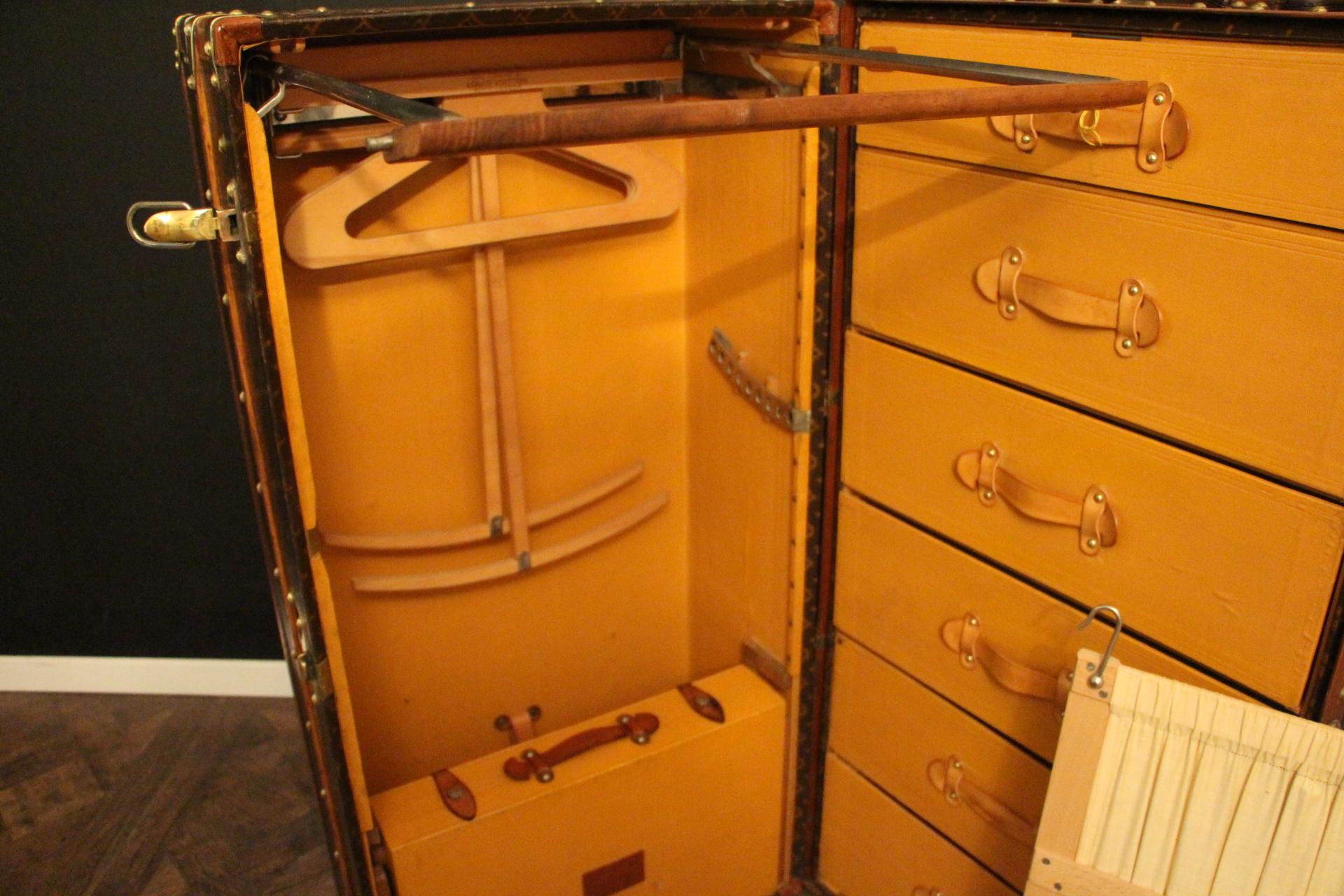 vintage wardrobe trunk