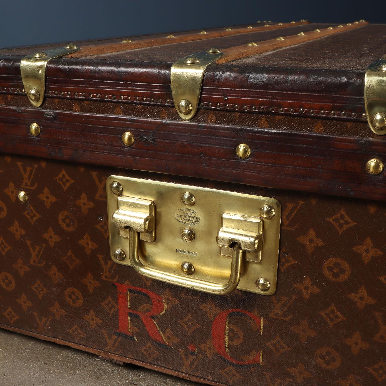 Early 20th Century Louis Vuitton Wardrobe Trunk. Paris, c. 1910 For Sale