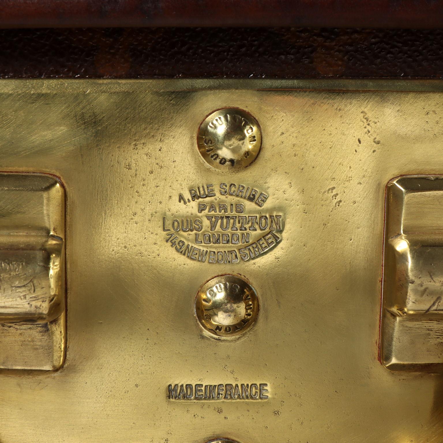 Canvas Louis Vuitton Wardrobe Trunk. Paris, c. 1910 For Sale