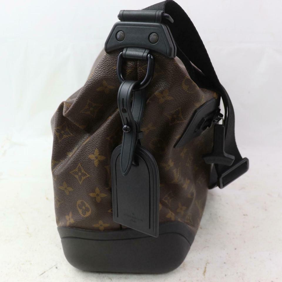 Louis Vuitton Waterproof Voyage Messenger Monogram Macassar 860410 2