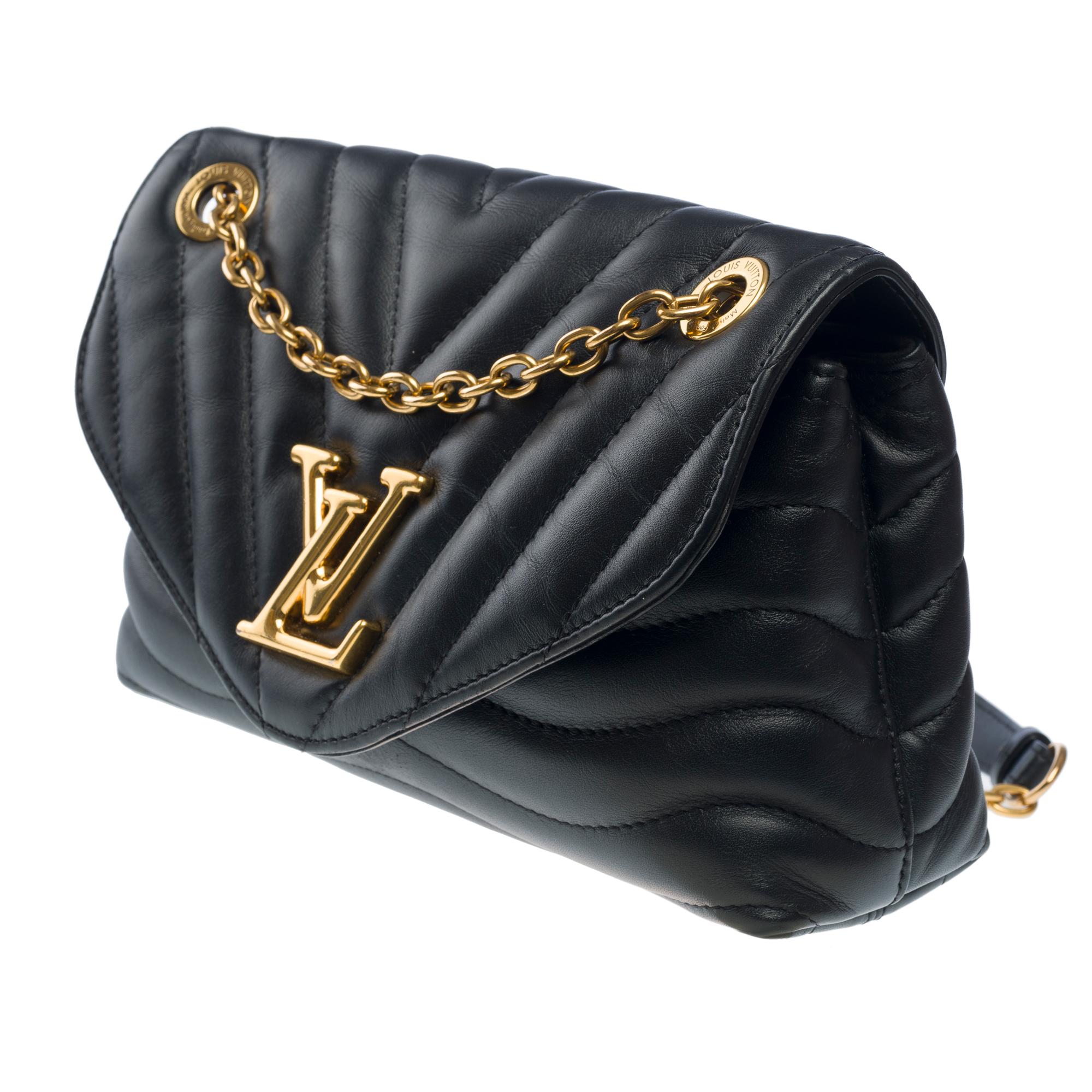 Women's or Men's Louis Vuitton Wave shoulder bag in Black quilted calf leather, GHW
