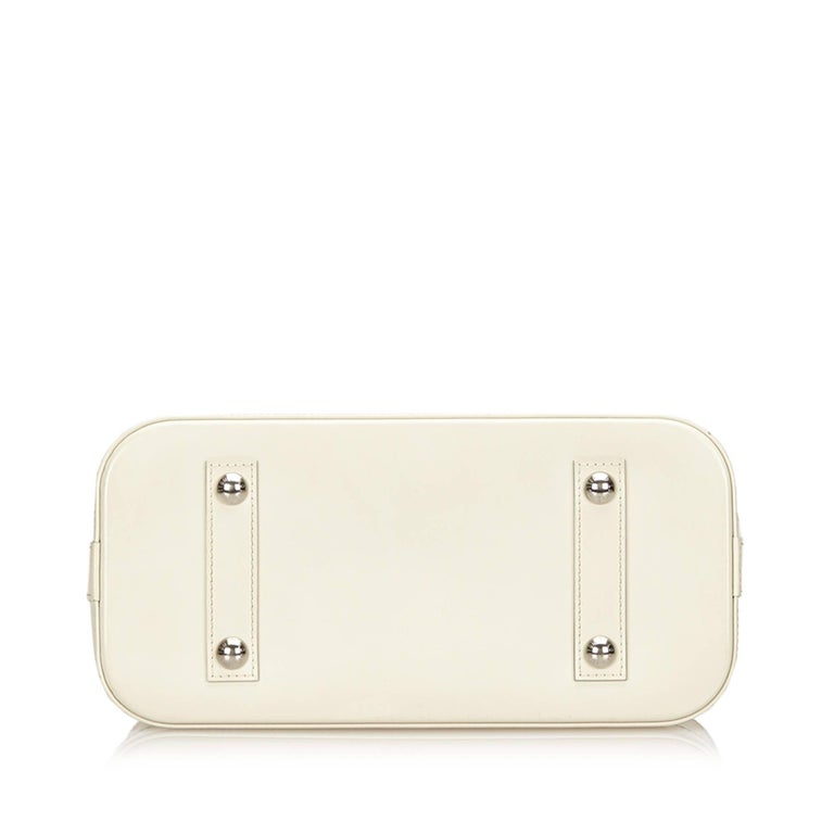 Pre-Loved L*V White Ivory Vernis Leather Alma PM France – ZAK BAGS ©️