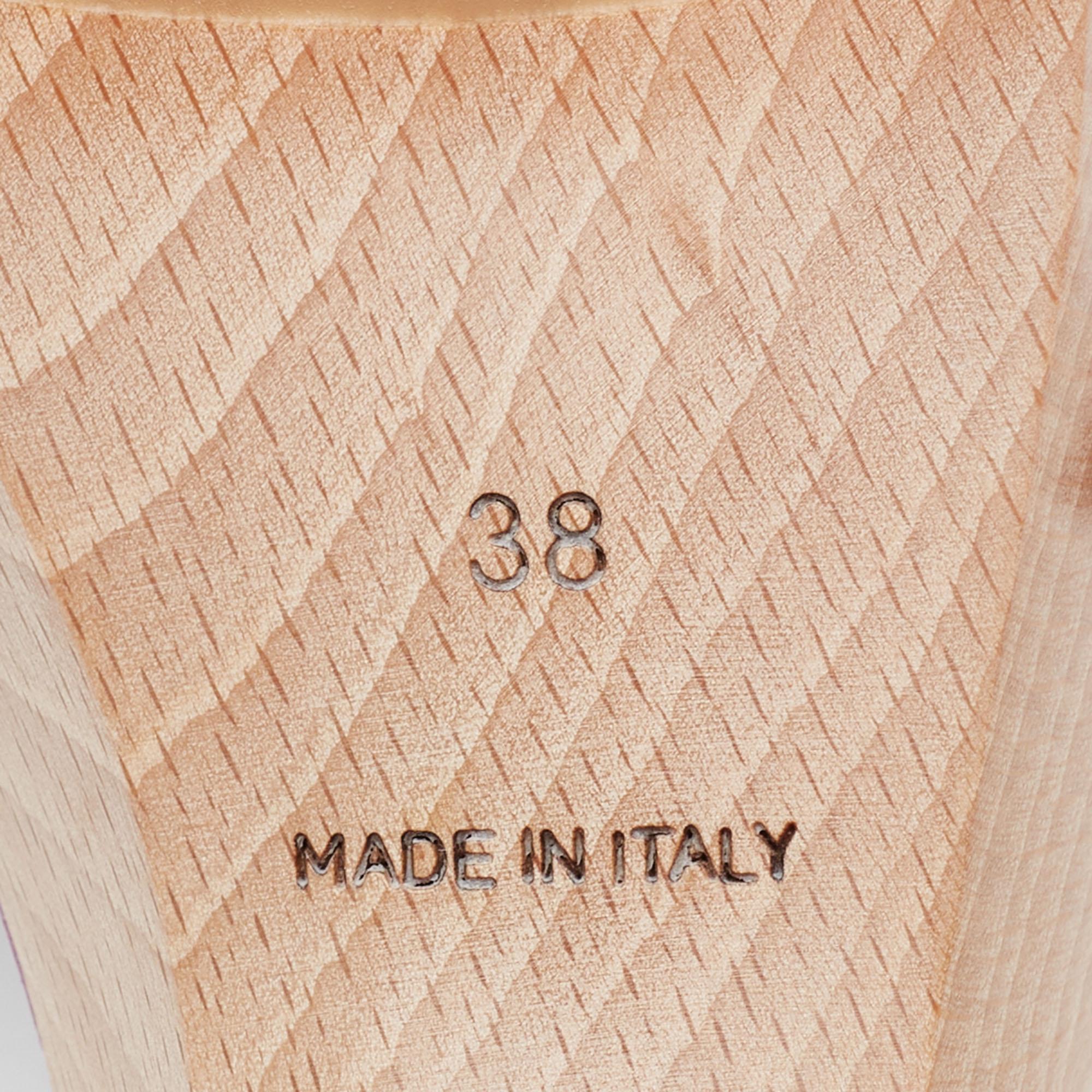 Women's Louis Vuitton White/Beige Monogram Trim Wood Platform Slide Sandals Size 38