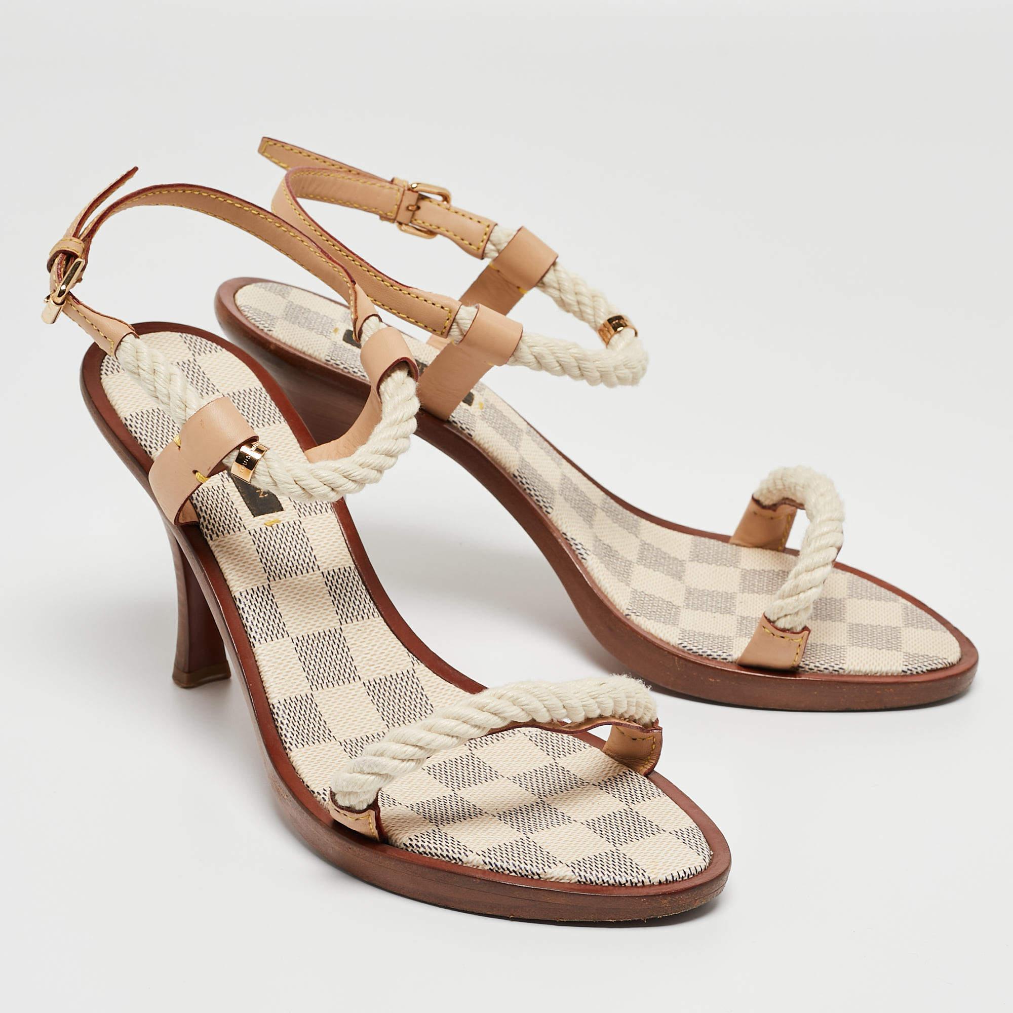 Louis Vuitton White/Beige Rope and Leather Ankle Strap Sandals Size 39 In Good Condition For Sale In Dubai, Al Qouz 2