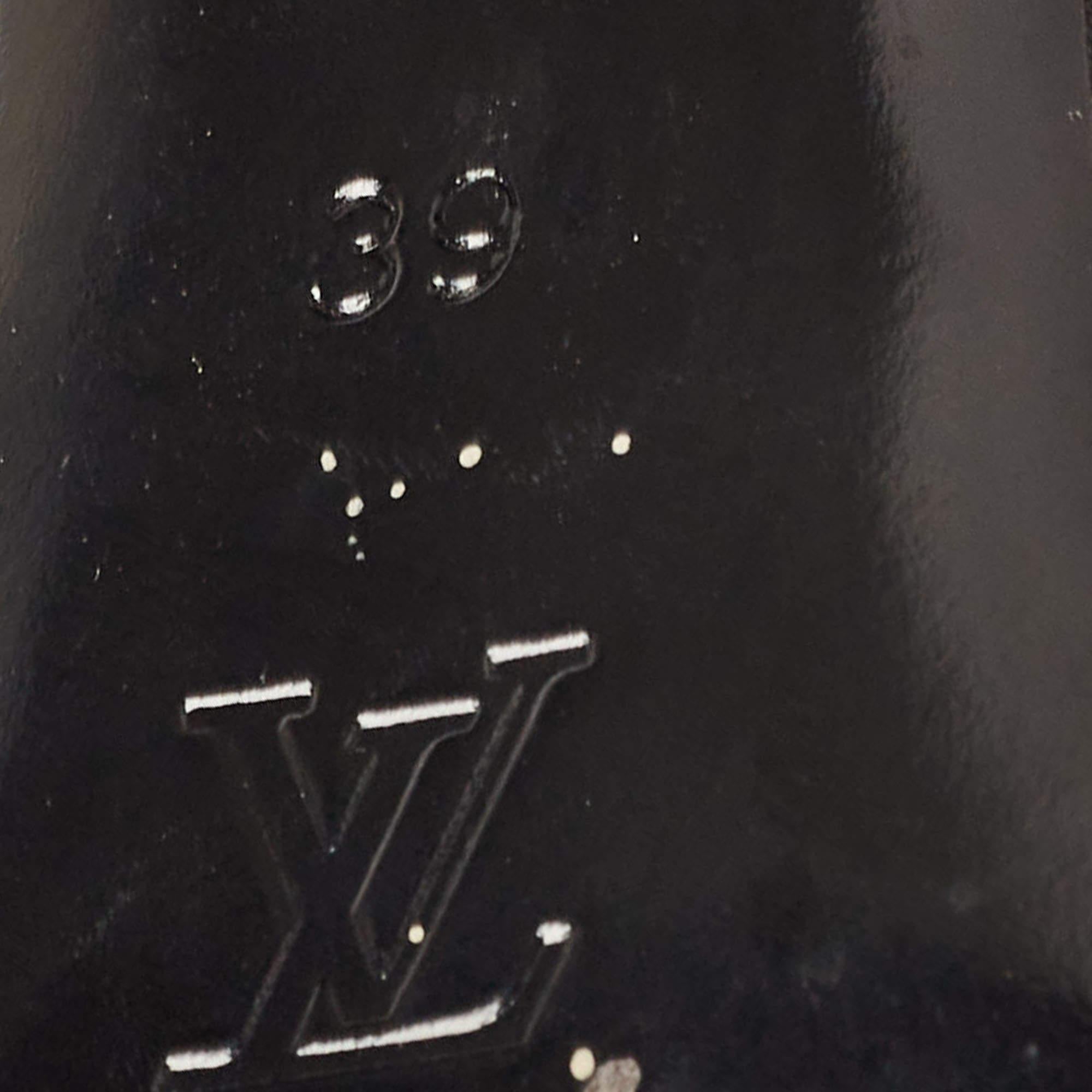 Louis Vuitton White/Black Leather Headline Slingback Pumps Size 39 For Sale 3