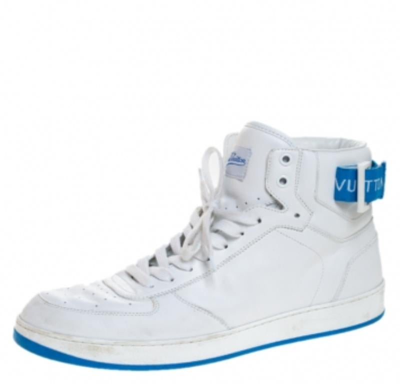 Louis Vuitton White/Blue Leather Rivoli High Top Sneakers Size 42 im Angebot 1
