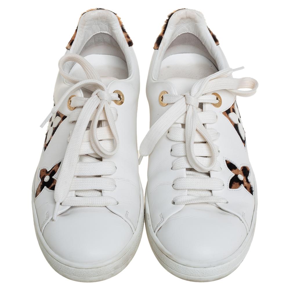 You'll love wearing these Frontrow sneakers from Louis Vuitton! The white sneakers are crafted from leather and feature round toes along with lace-up vamps and signature calf-hair details. They come equipped with the brand label on the midsoles,