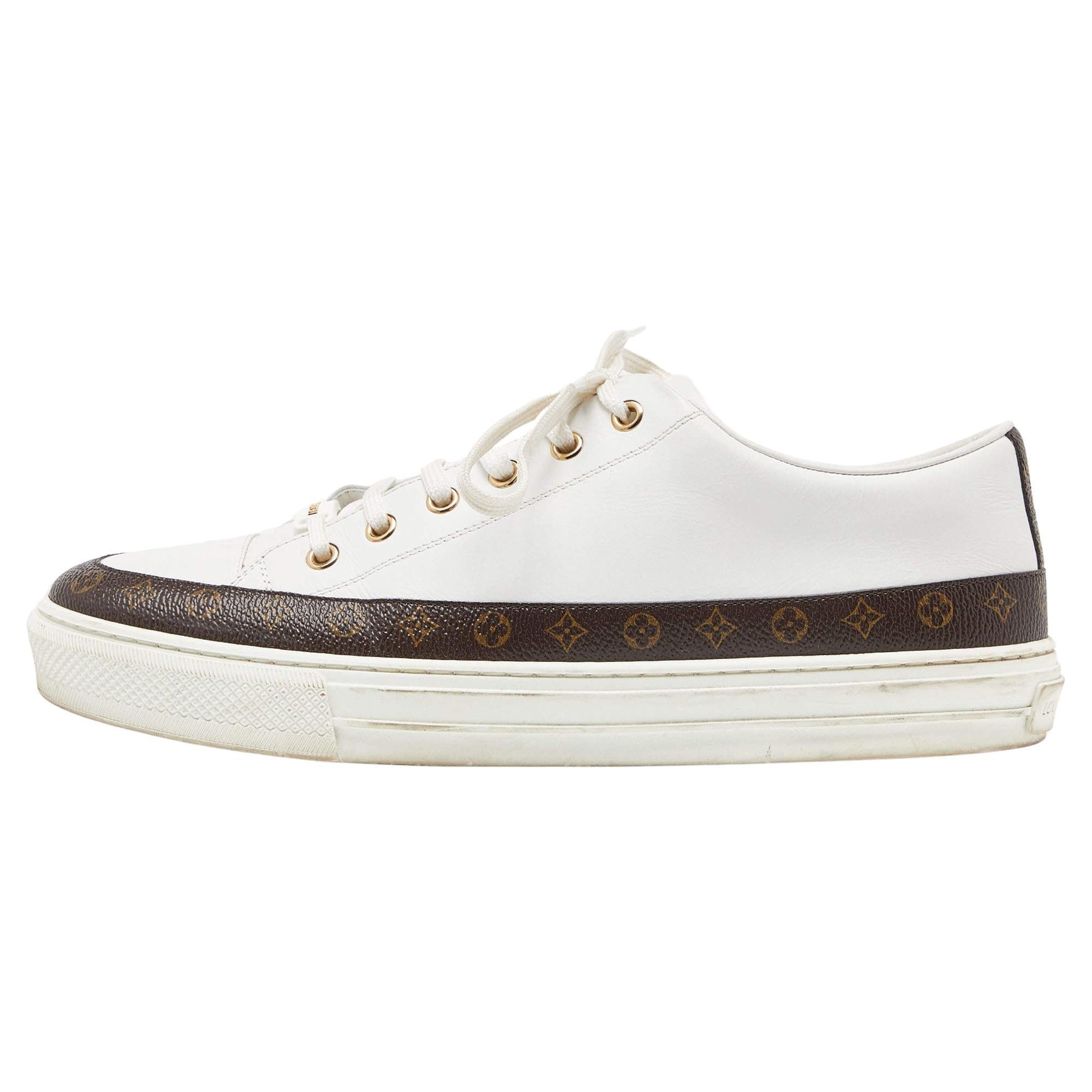 Louis Vuitton White/Brown Leather and Monogram Canvas Stellar Low Top Sneakers S. en vente