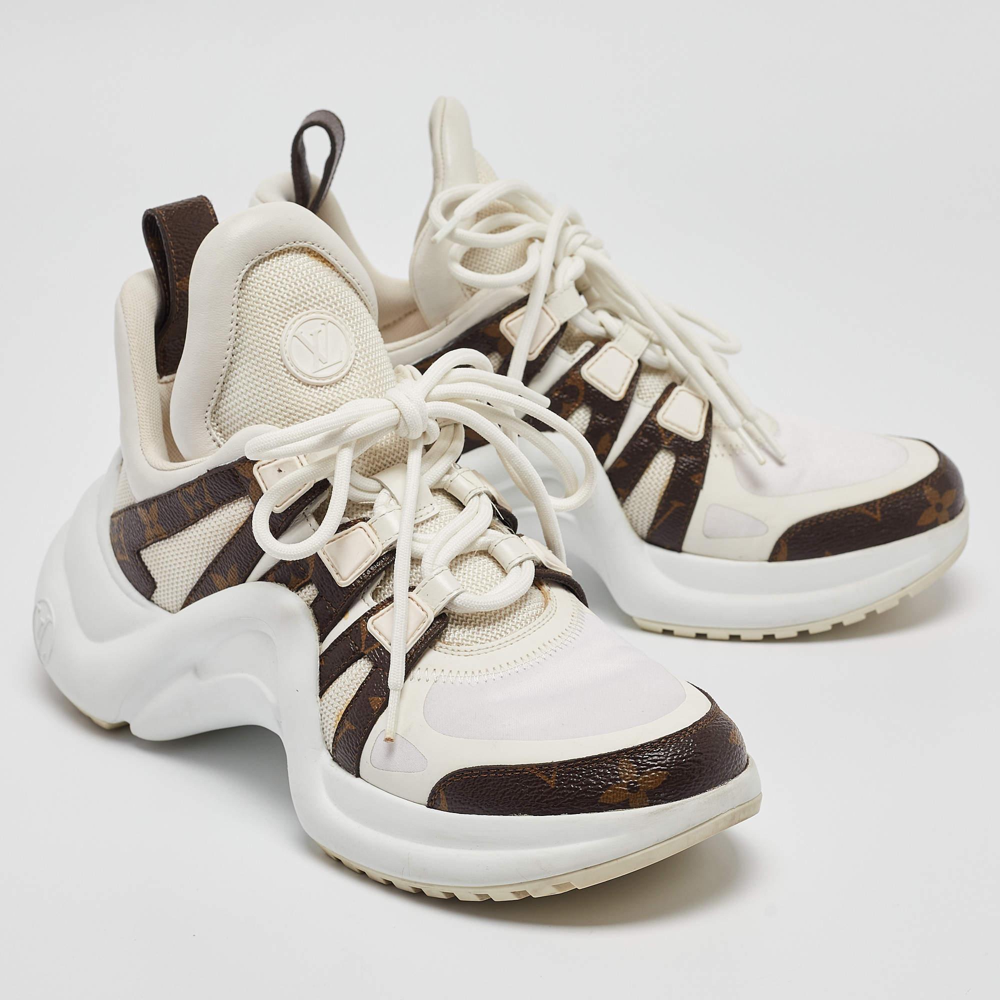 Louis Vuitton White/Brown Leather Monogram Canvas Archlight Sneakers Size 37.5 In Good Condition In Dubai, Al Qouz 2