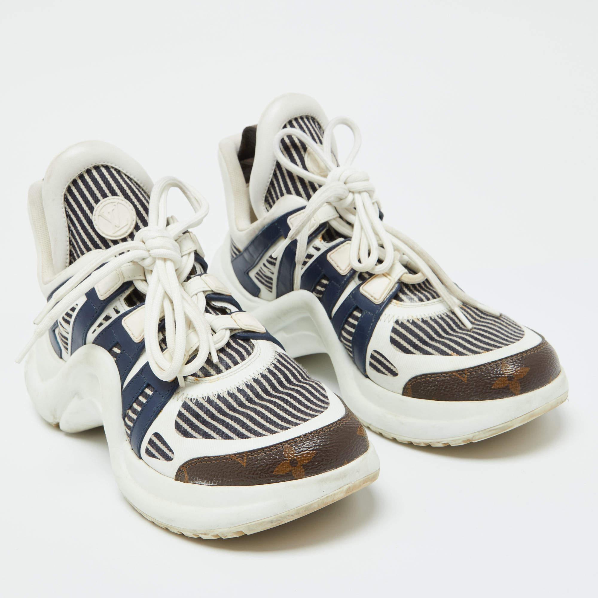 Louis Vuitton White/Brown Monogram Nylon & Leather Archlight Sneakers Size 38.5 In Fair Condition In Dubai, Al Qouz 2