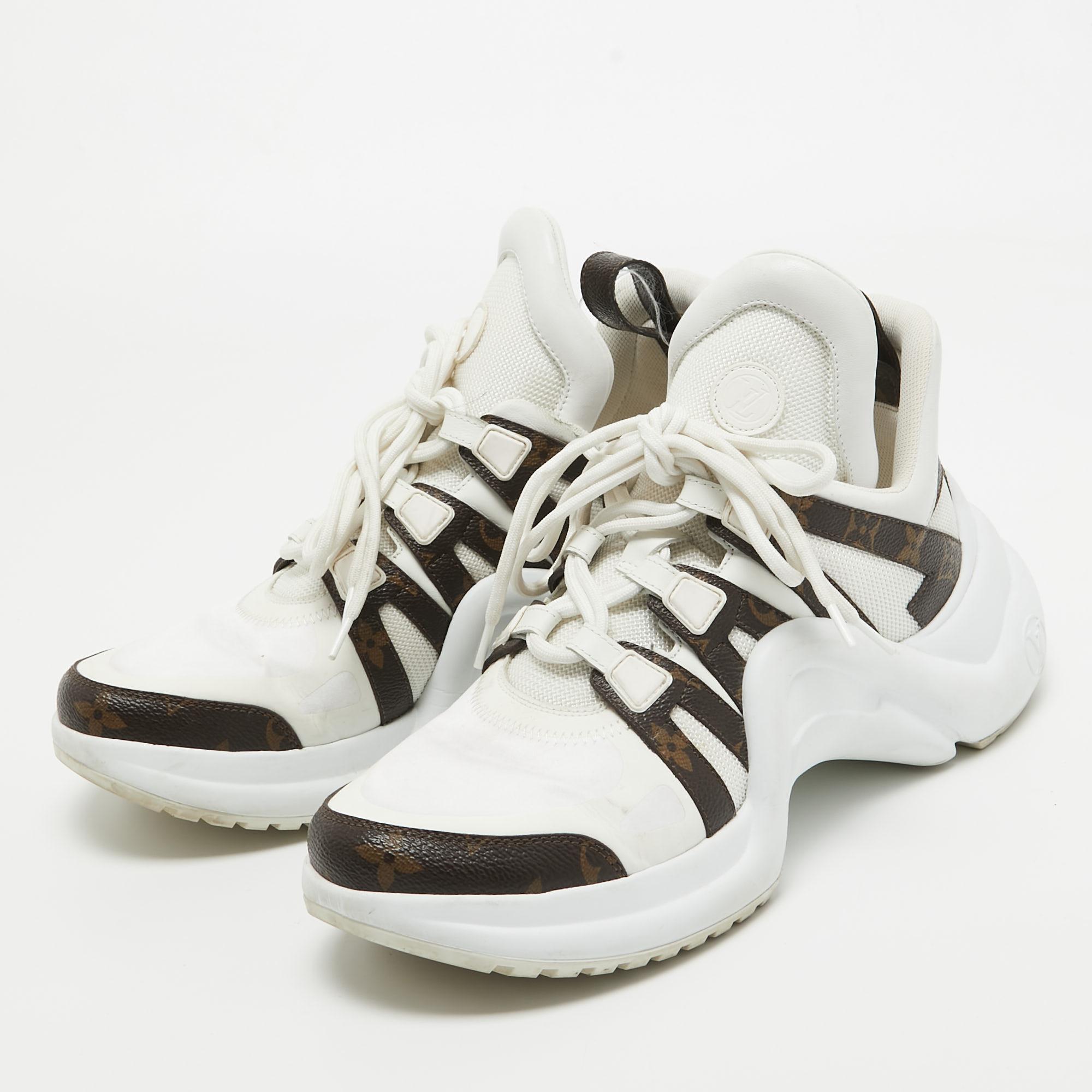 Louis Vuitton White/Brown Nylon and Monogram Canvas Archlight Sneakers Size 41 For Sale 3