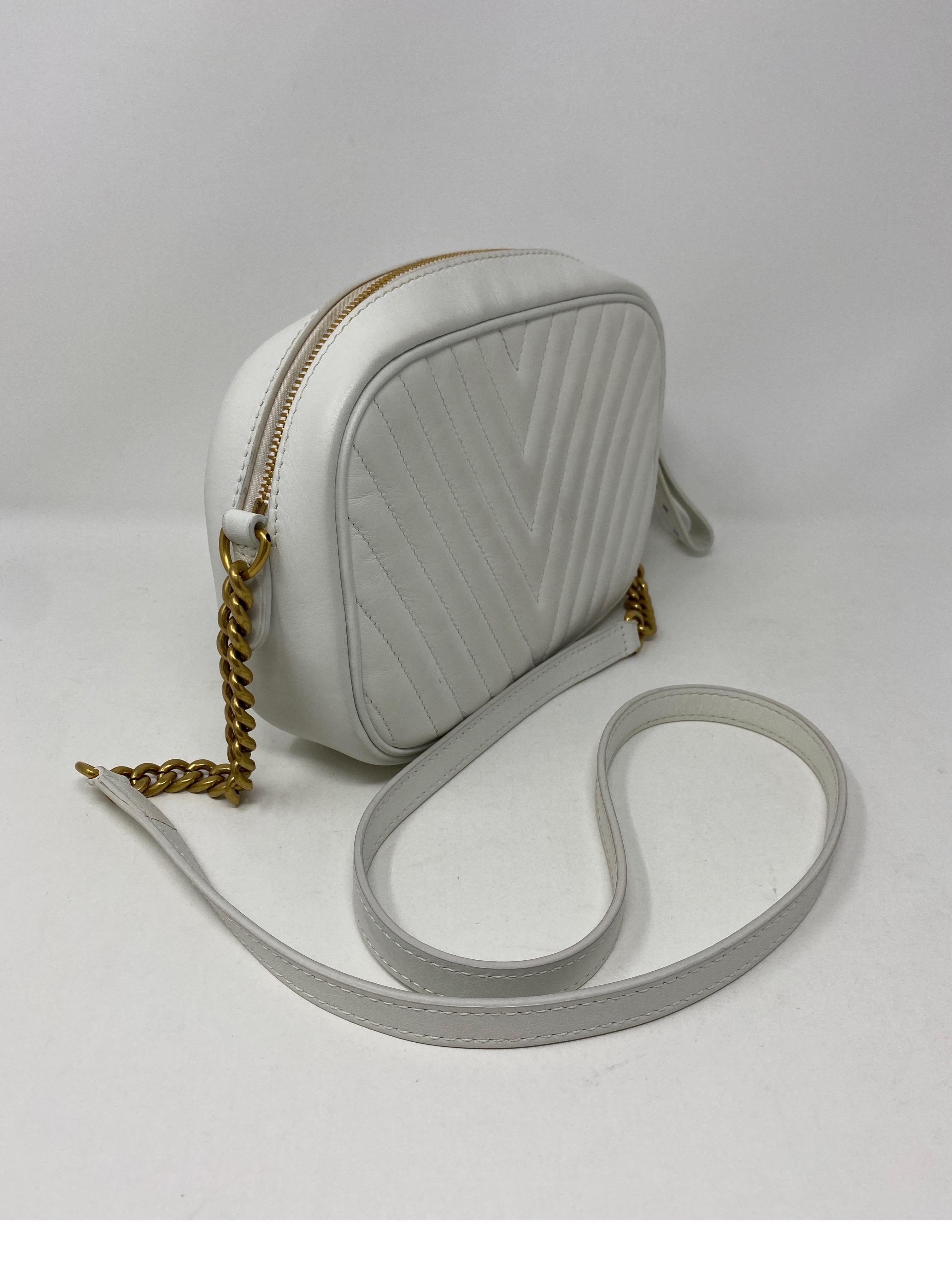 Louis Vuitton New Wave Kameratasche aus weißem Kalbsleder 5