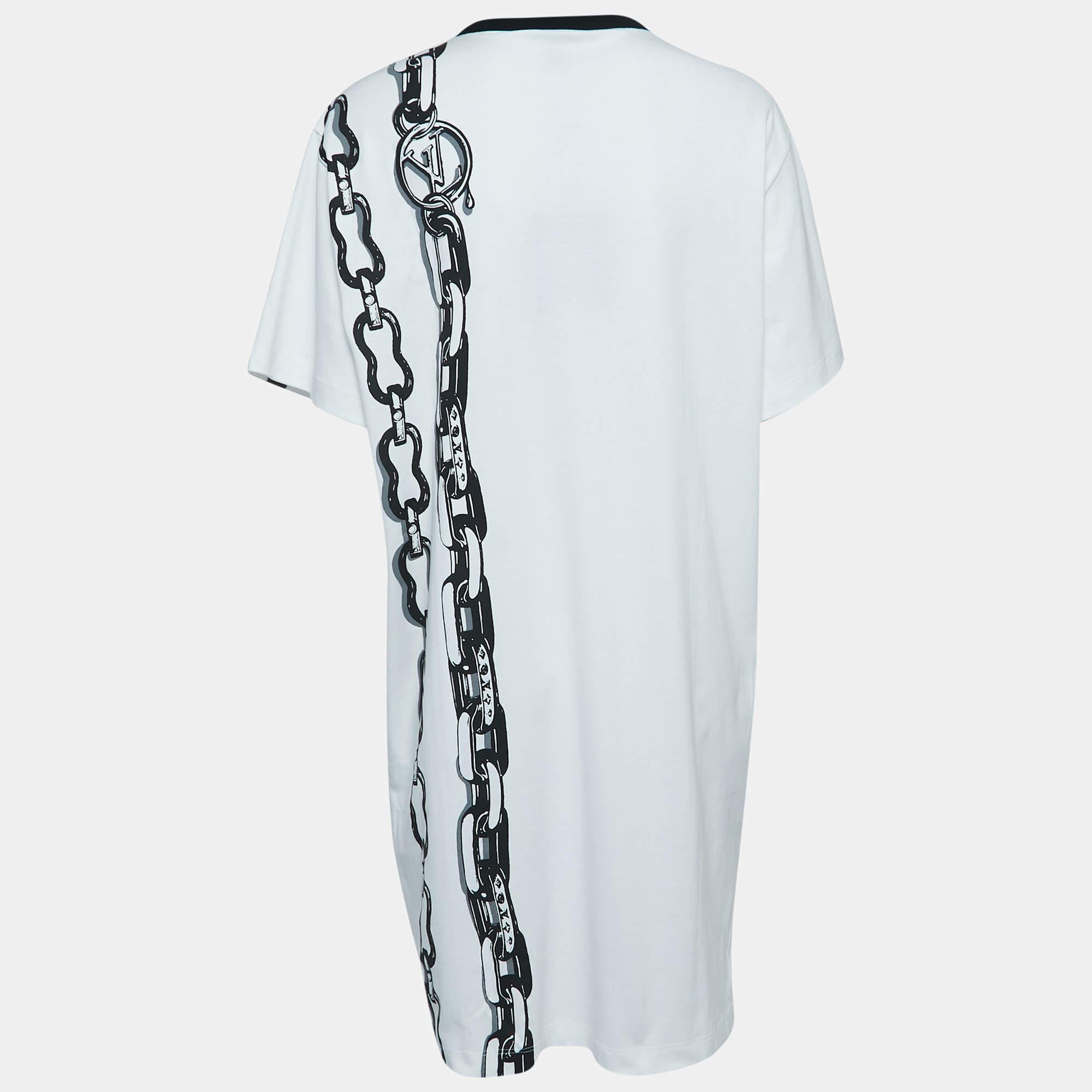 The Louis Vuitton t-shirt dress exudes luxury with its iconic chain pattern. Crafted from premium cotton, this dress features a mini length, short sleeves, and a relaxed fit, offering a perfect blend of comfort and high-end fashion in a chic and