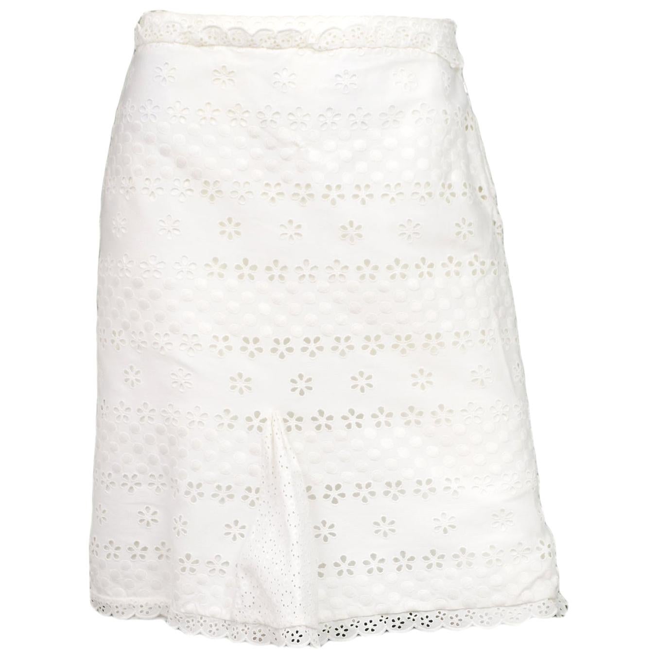 Louis Vuitton White Cotton Eyelet Skirt w/ Ruffle Bottom sz 42 For Sale