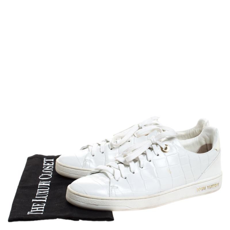 Louis Vuitton White Croc Embossed Leather Frontrow Low Top Sneakers Size 37 In Good Condition In Dubai, Al Qouz 2