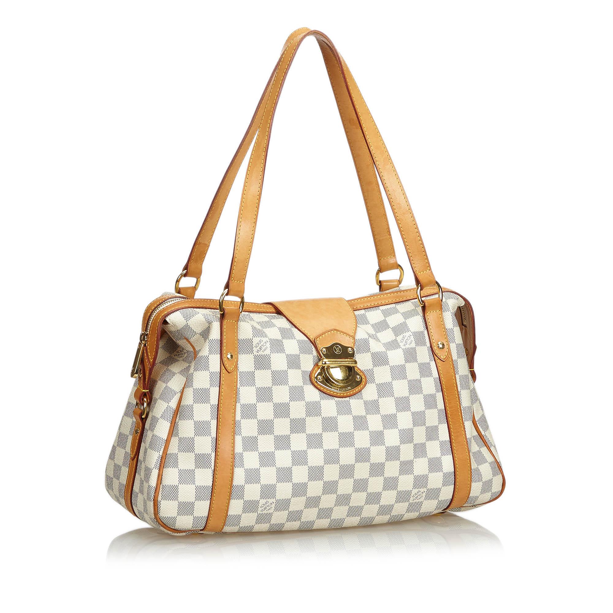 The Stresa PM features a damier azur canvas body, flat leather straps, top zip closure and front strap with push lock closure. It carries as B+ condition rating.

Inclusions: 
This item does not come with inclusions.


Louis Vuitton pieces do not