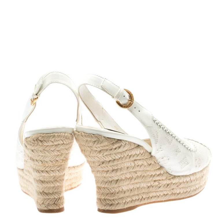 Louis Vuitton White Denim Monogram Espadrilles Wedge Slingback Sandals Size 38 For Sale at 1stdibs