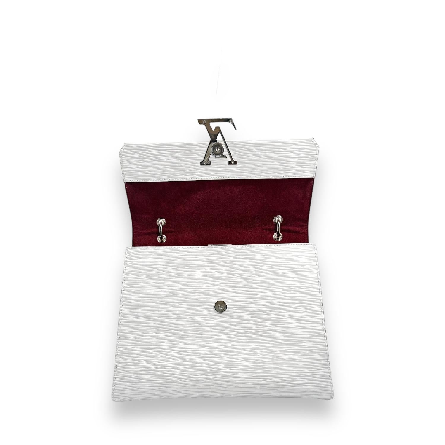 Louis Vuitton White Epi Grenelle MM Handbag For Sale 2
