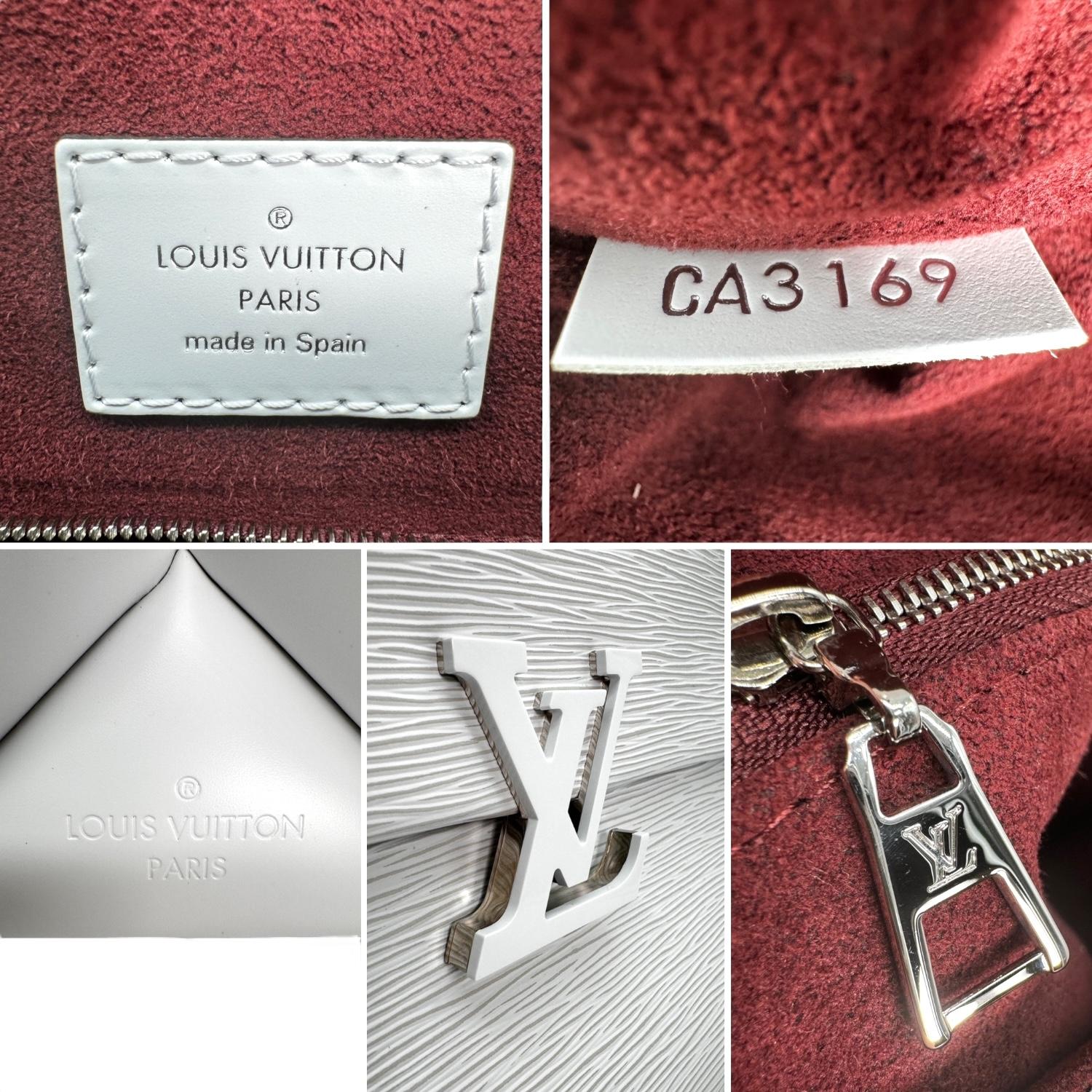 Louis Vuitton White Epi Grenelle MM Handbag For Sale 4