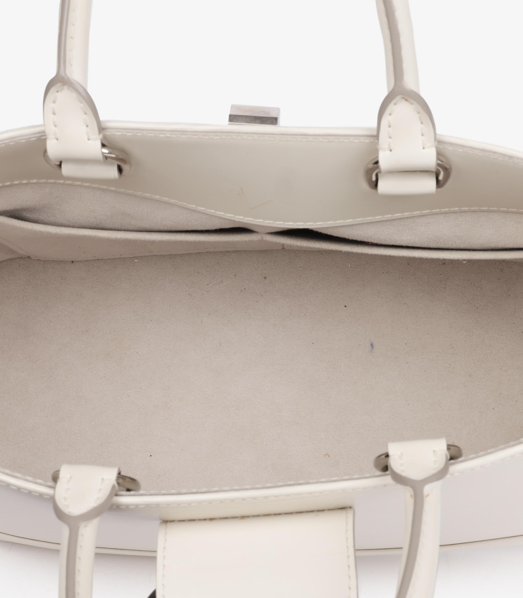 Louis Vuitton PM Mirabeau in pelle di Epi bianco in vendita 3