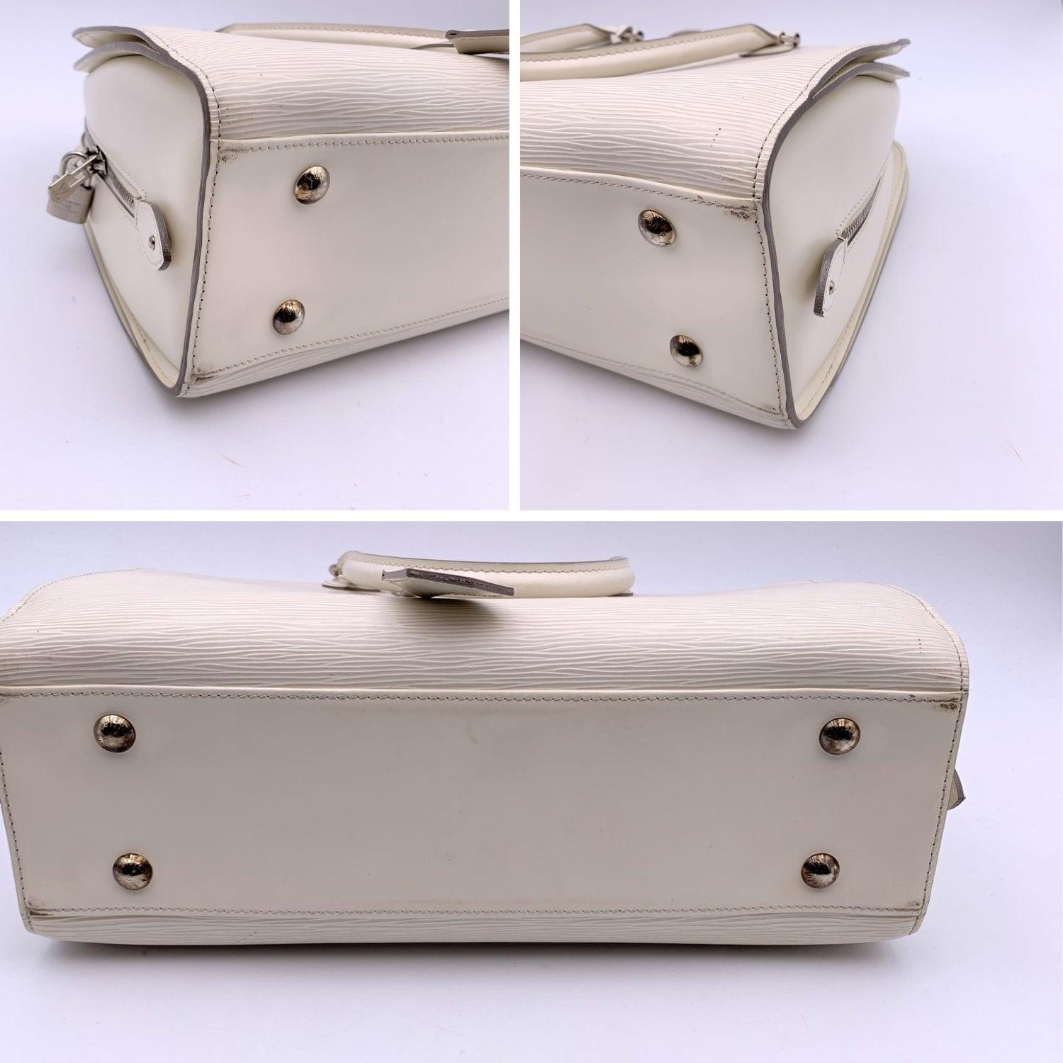 Louis Vuitton White Epi Leather Pont Neuf GM Bag Satchel 1