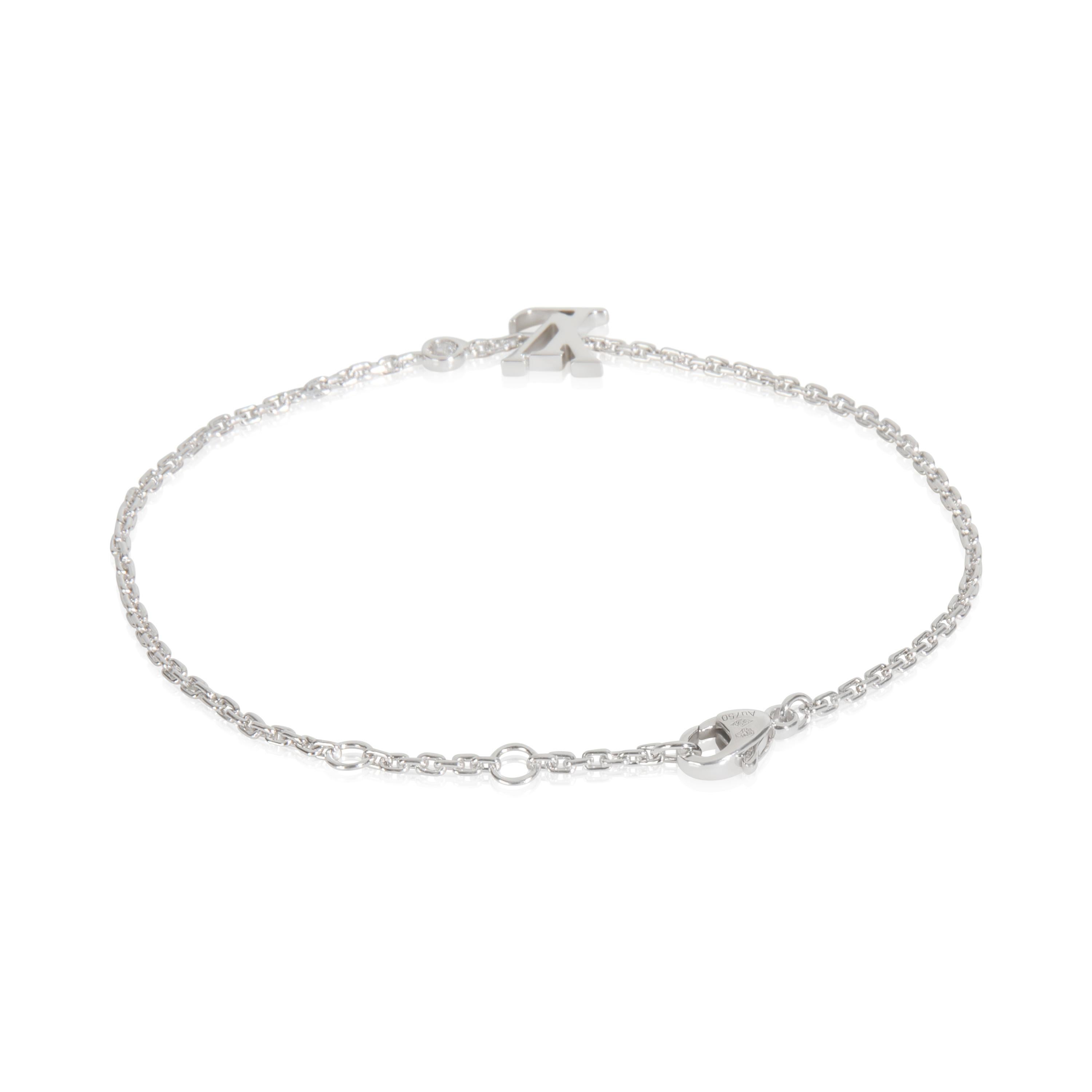 Louis Vuitton - Bracelet Idylle Blossom en or blanc et diamants

DÉTAILS PRIMAIRES
SKU : 148633
Titre de l'inscription : Louis Vuitton White Gold Diamond Idylle Blossom Bracelet
Description de l'état : Vendue au détail à 2430 USD. En excellent état