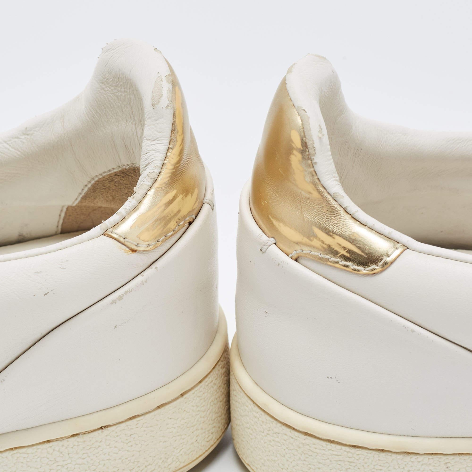 Louis Vuitton White/Gold Leather Frontrow Sneakers For Sale 3