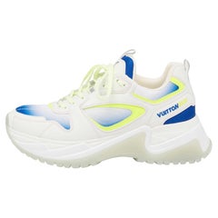 Louis Vuitton Weiß/Grün Leder und Mesh Run Away Pulse Turnschuhe Größe 42