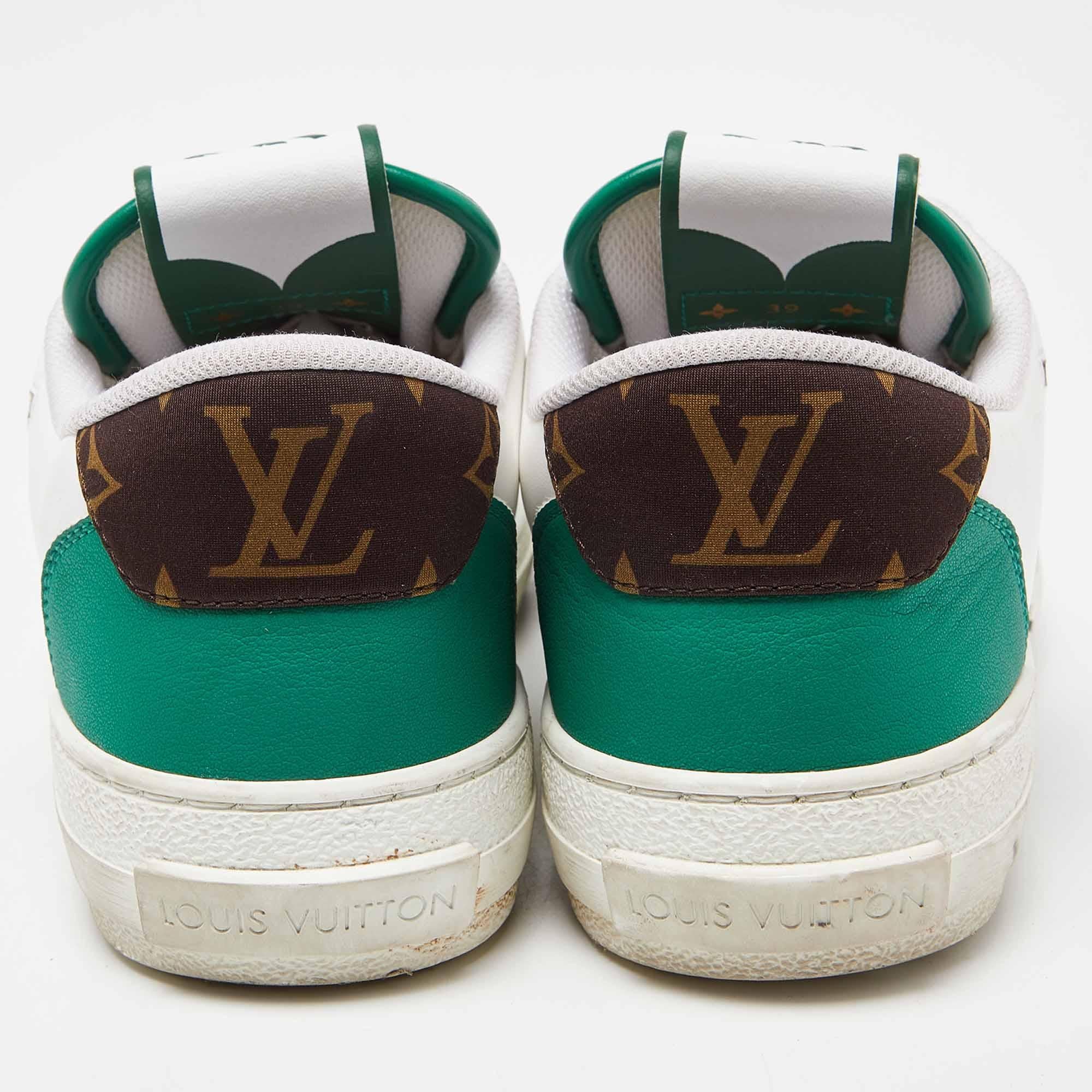 Louis Vuitton White/Green Leather Charlie Sneakers Size 39 For Sale 3