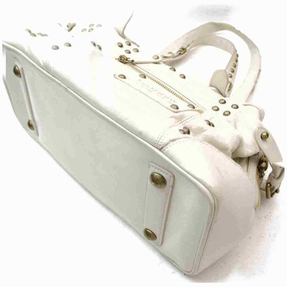 Louis Vuitton White Lambskin Riveting Cruise Collection Bowler Speedy Boston  For Sale 2