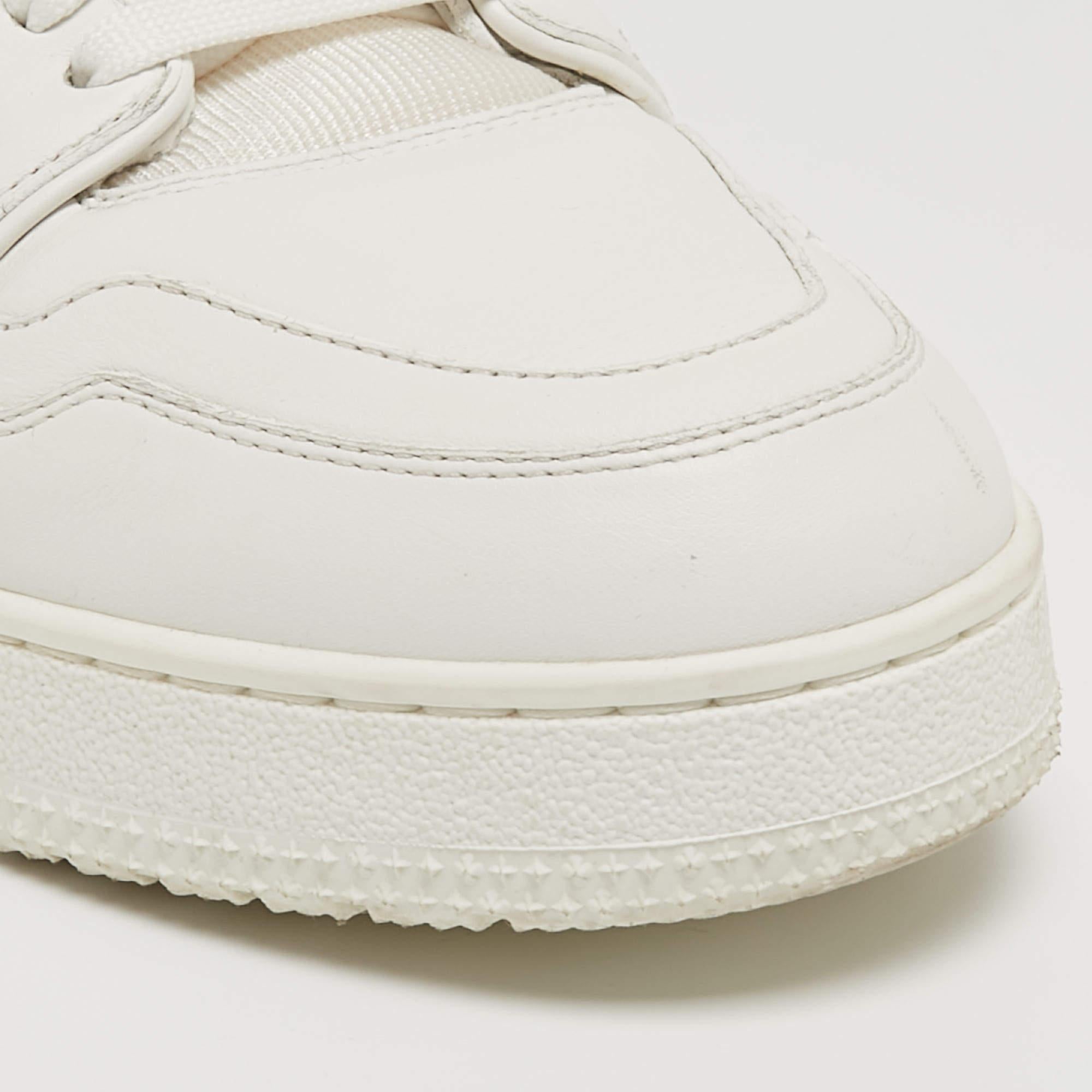 Louis Vuitton White Leather and Fabric LV Trainer Sneakers Size 41 3