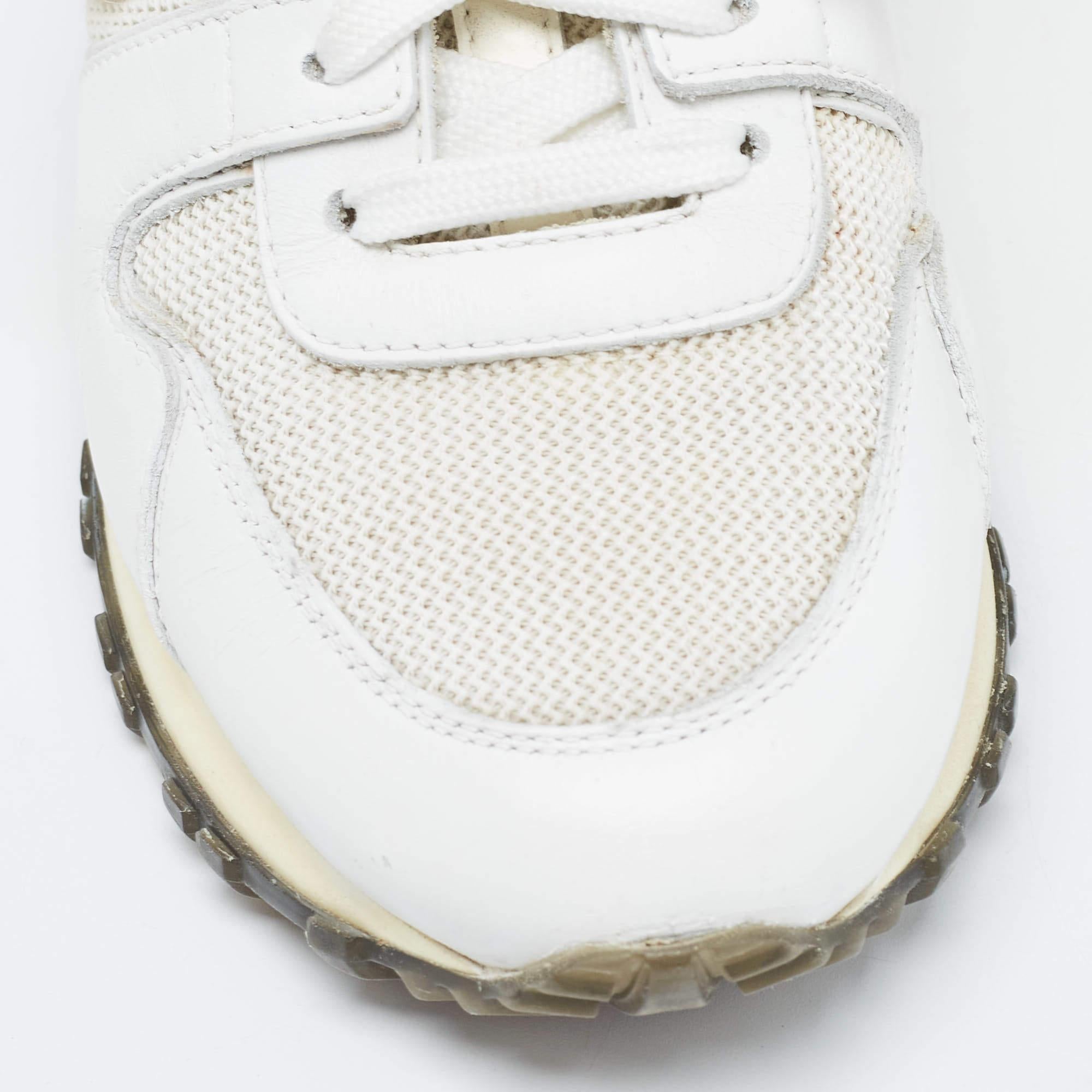 Louis Vuitton White Leather and Mesh Run Away Sneakers Size 35 1