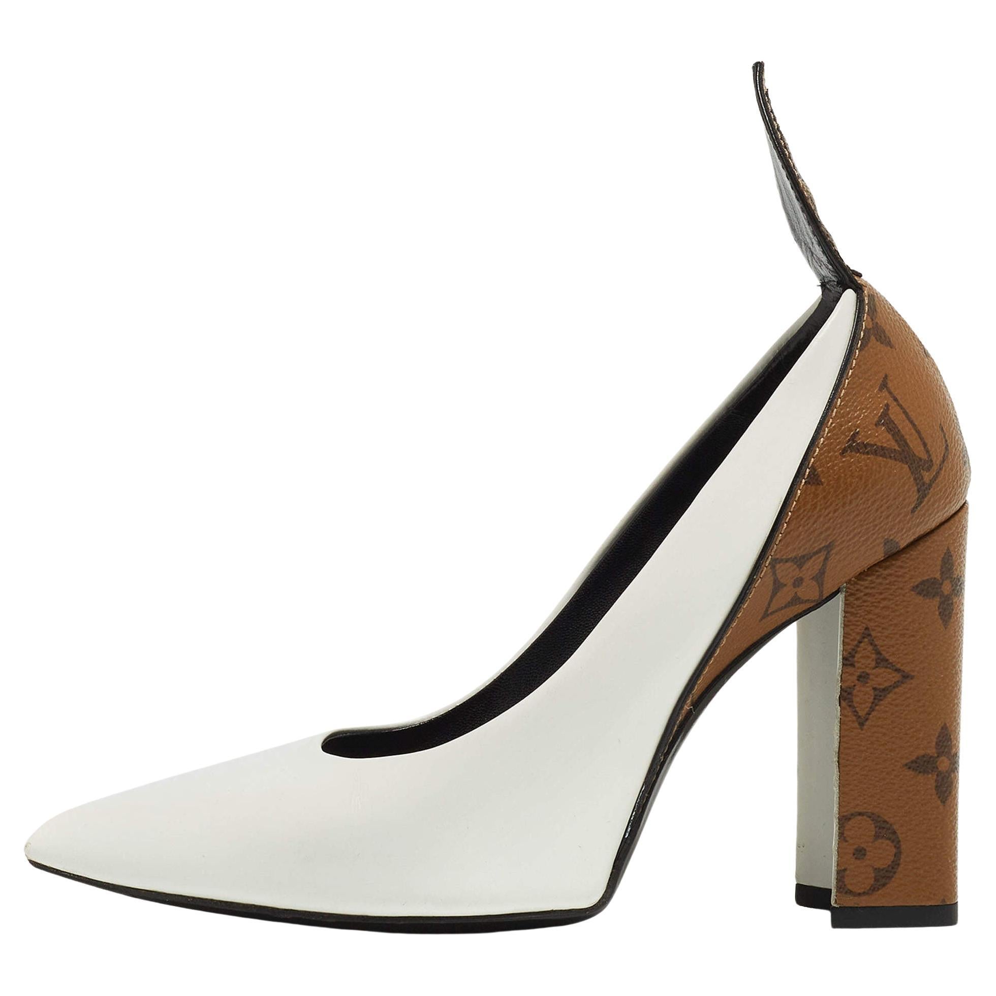 Louis Vuitton White Leather and Monogram Canvas Rodeo Queen Pumps Size 36 For Sale