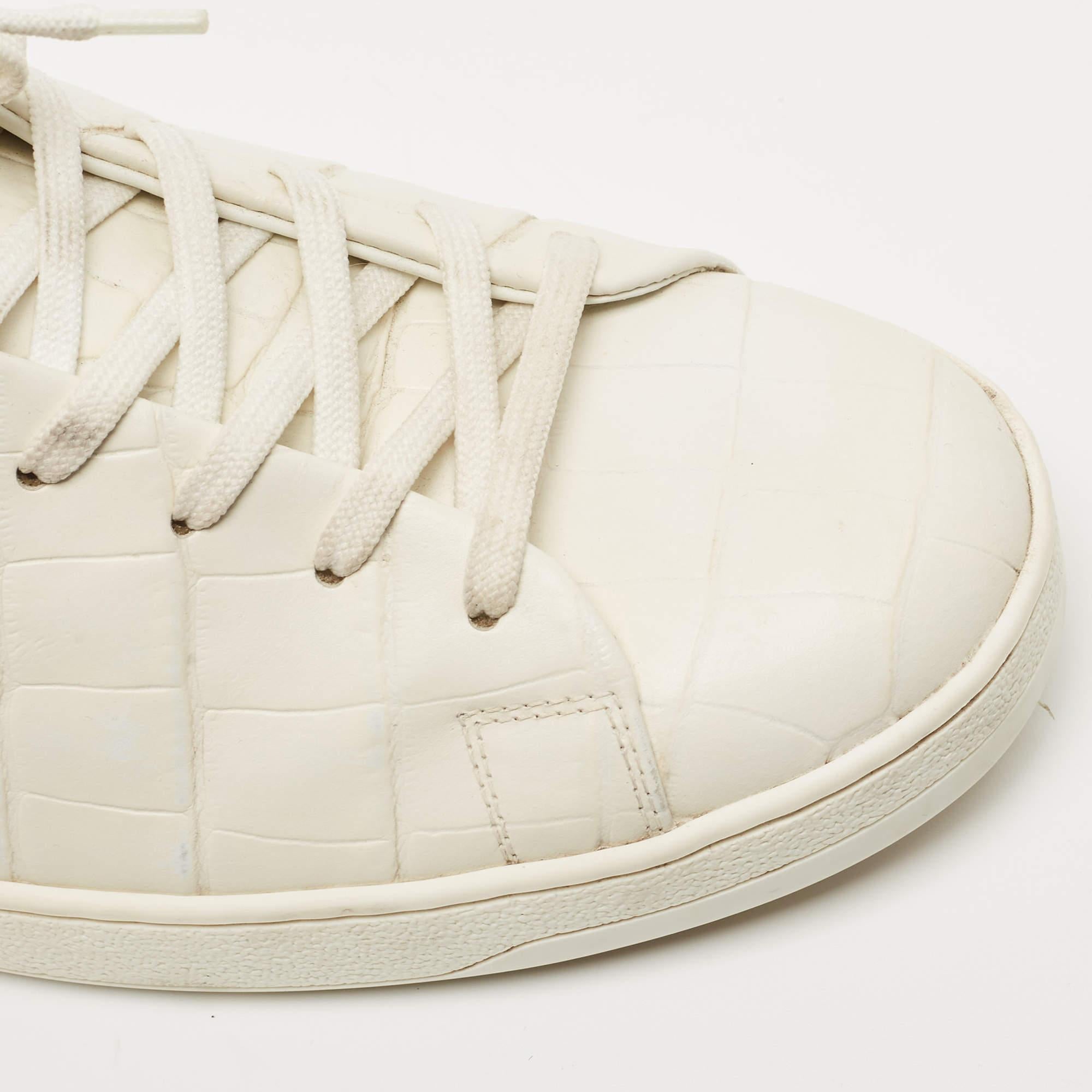 Louis Vuitton White Leather Croc Embossed Leather Frontrow Low Top Sneakers Size For Sale 3
