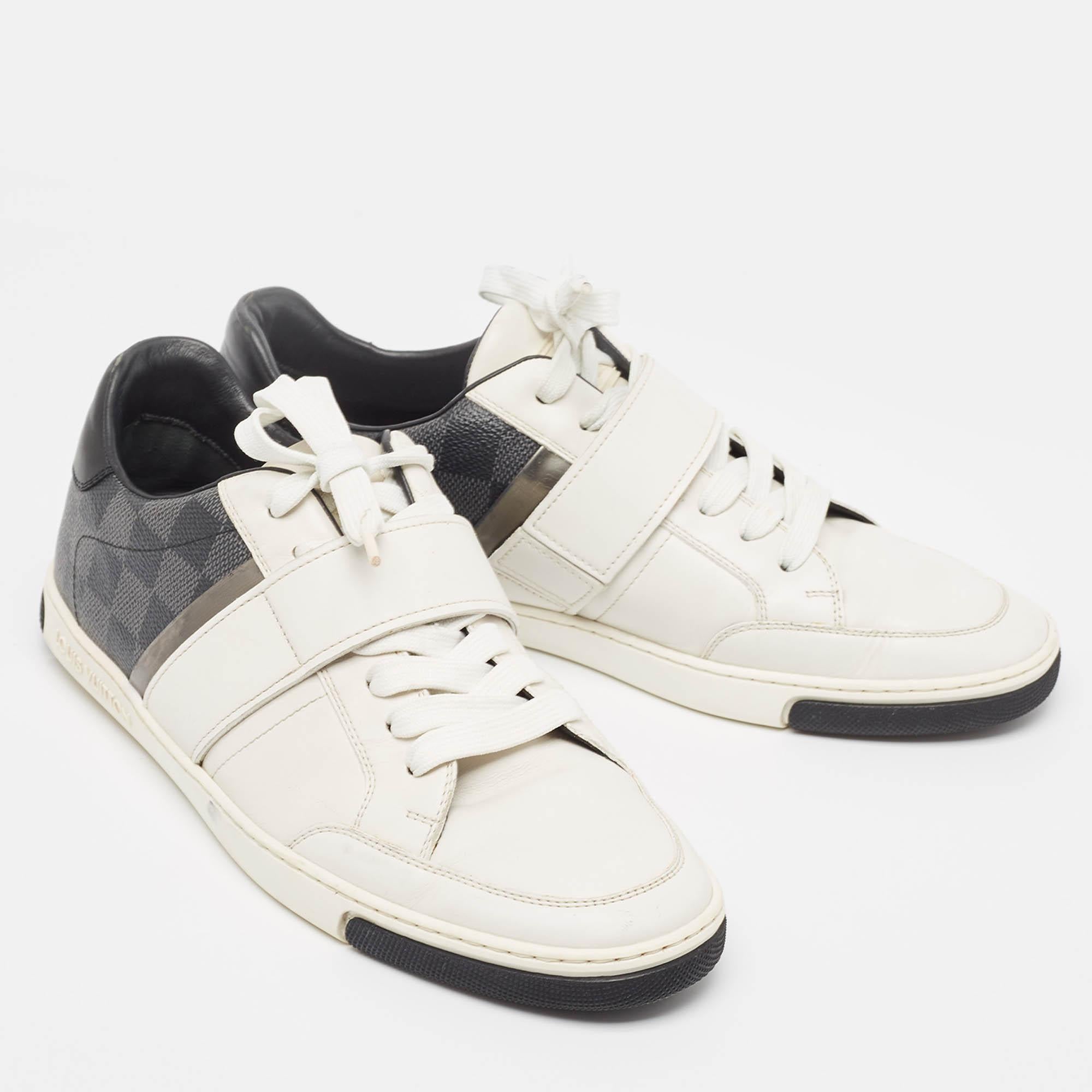 Men's Louis Vuitton White Leather & Damier Graphite Canvas Low Top Sneakers Size 40.5 For Sale