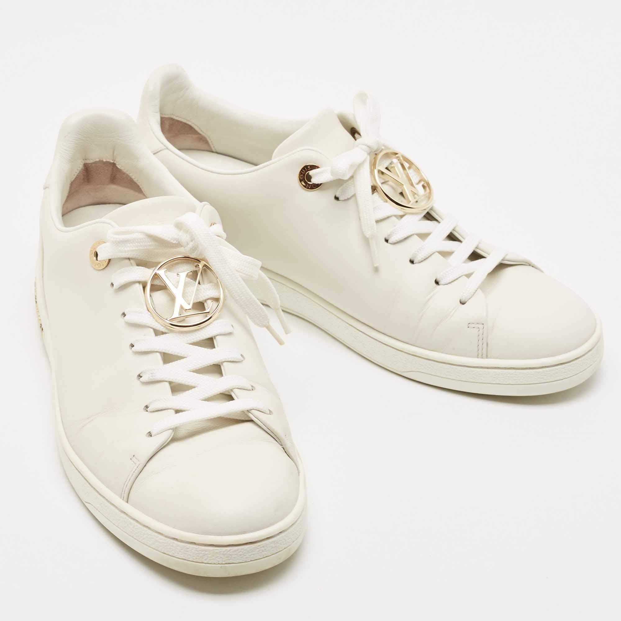 Louis Vuitton White Leather Frontrow Low Top Sneakers Size 37 In Good Condition In Dubai, Al Qouz 2