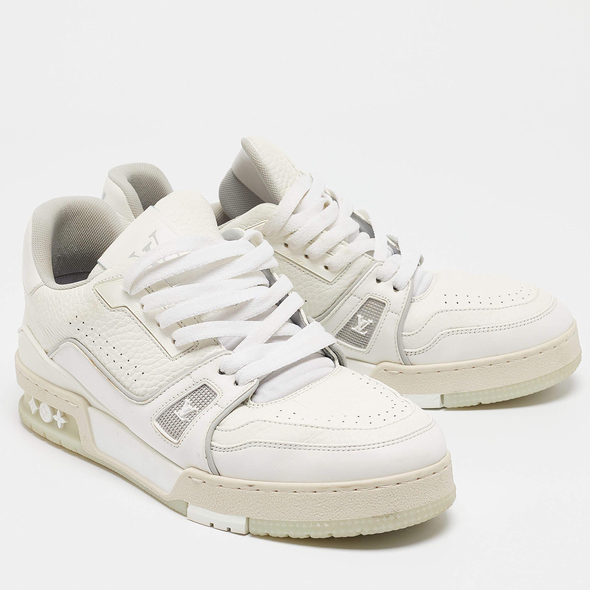 Louis Vuitton White Leather LV Trainer Sneakers Size 40.5 In Good Condition In Dubai, Al Qouz 2
