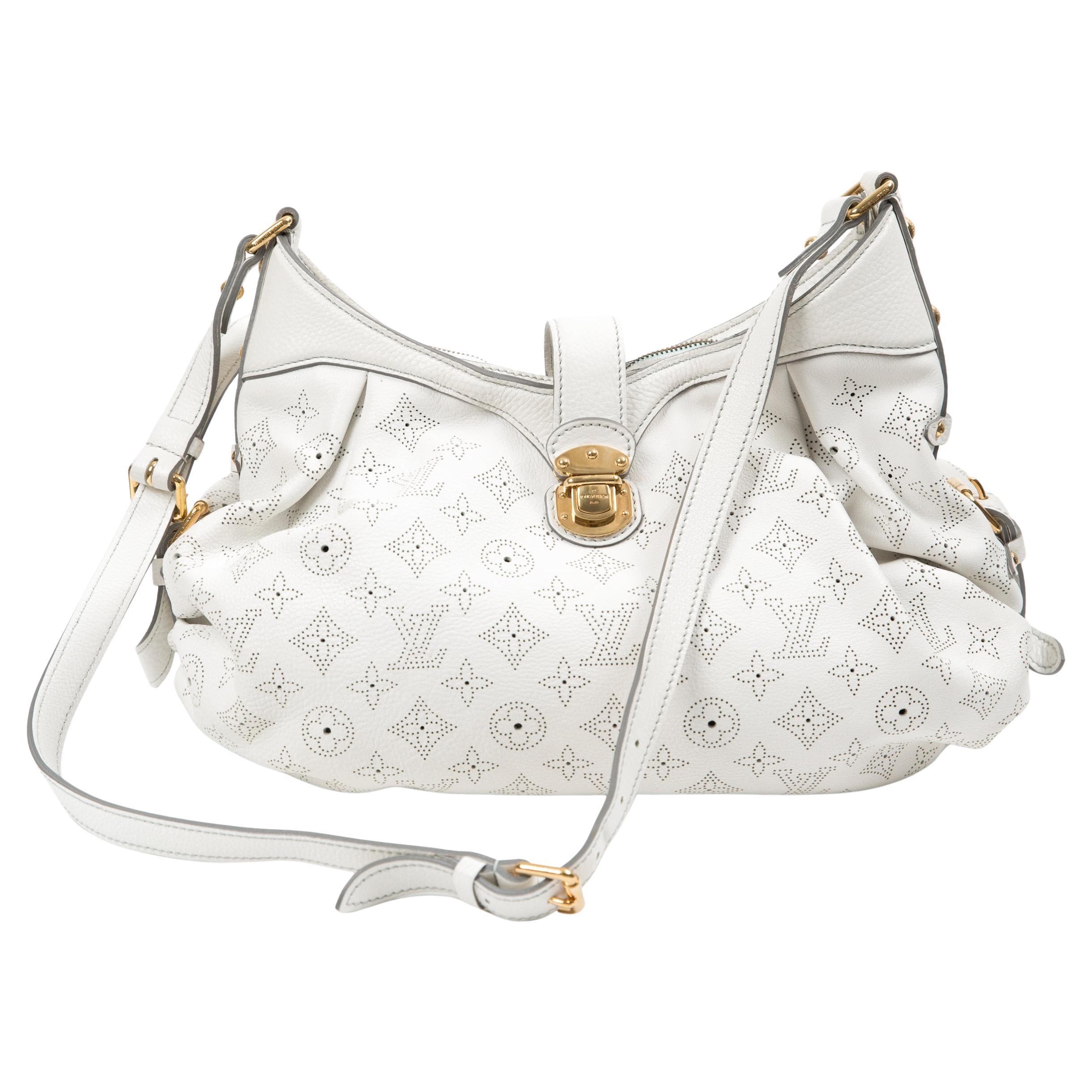 Bolso grande Louis Vuitton "Mahina" de piel blanca