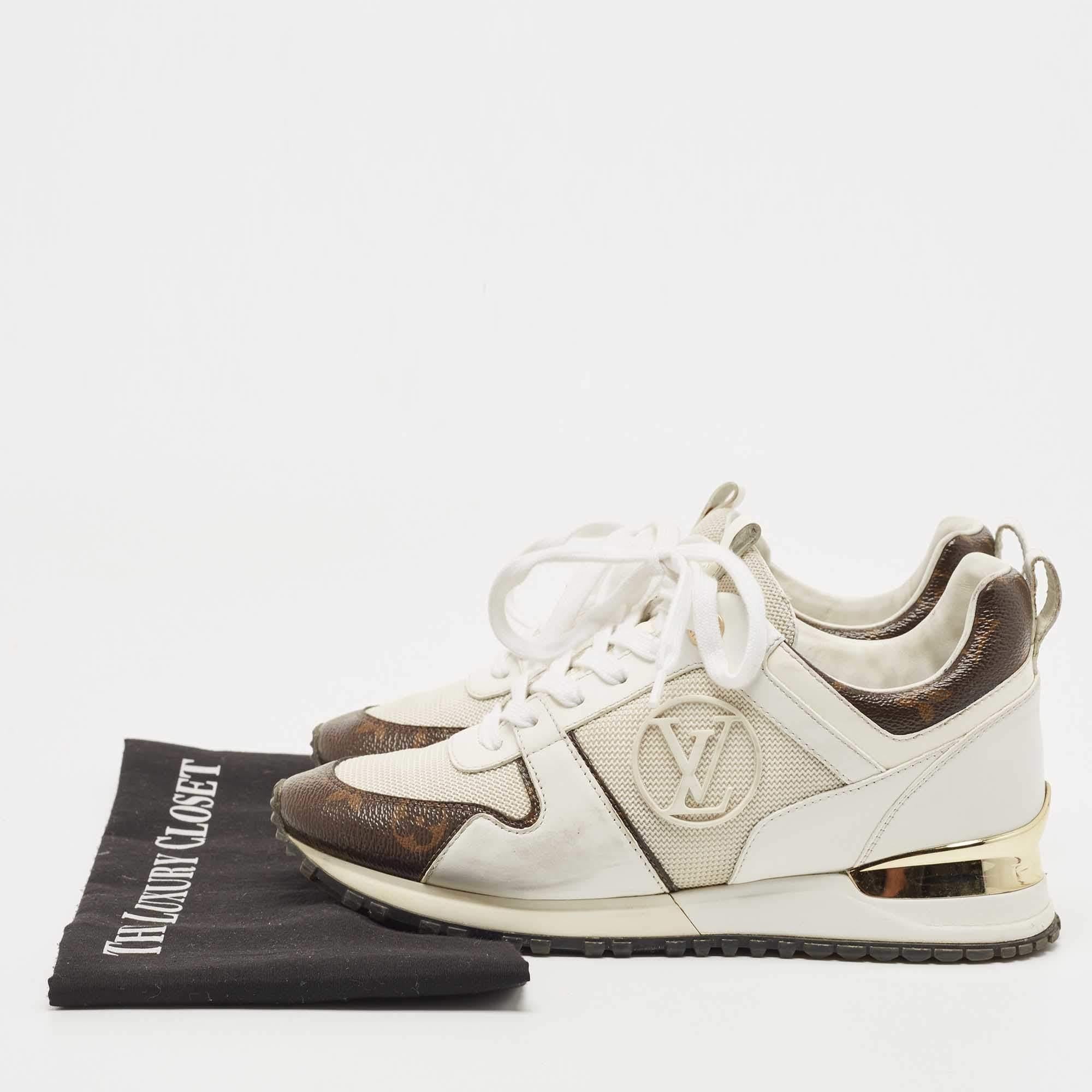 Louis Vuitton White Leather, Mesh and Monogram Canvas Run Away Sneakers  For Sale 5
