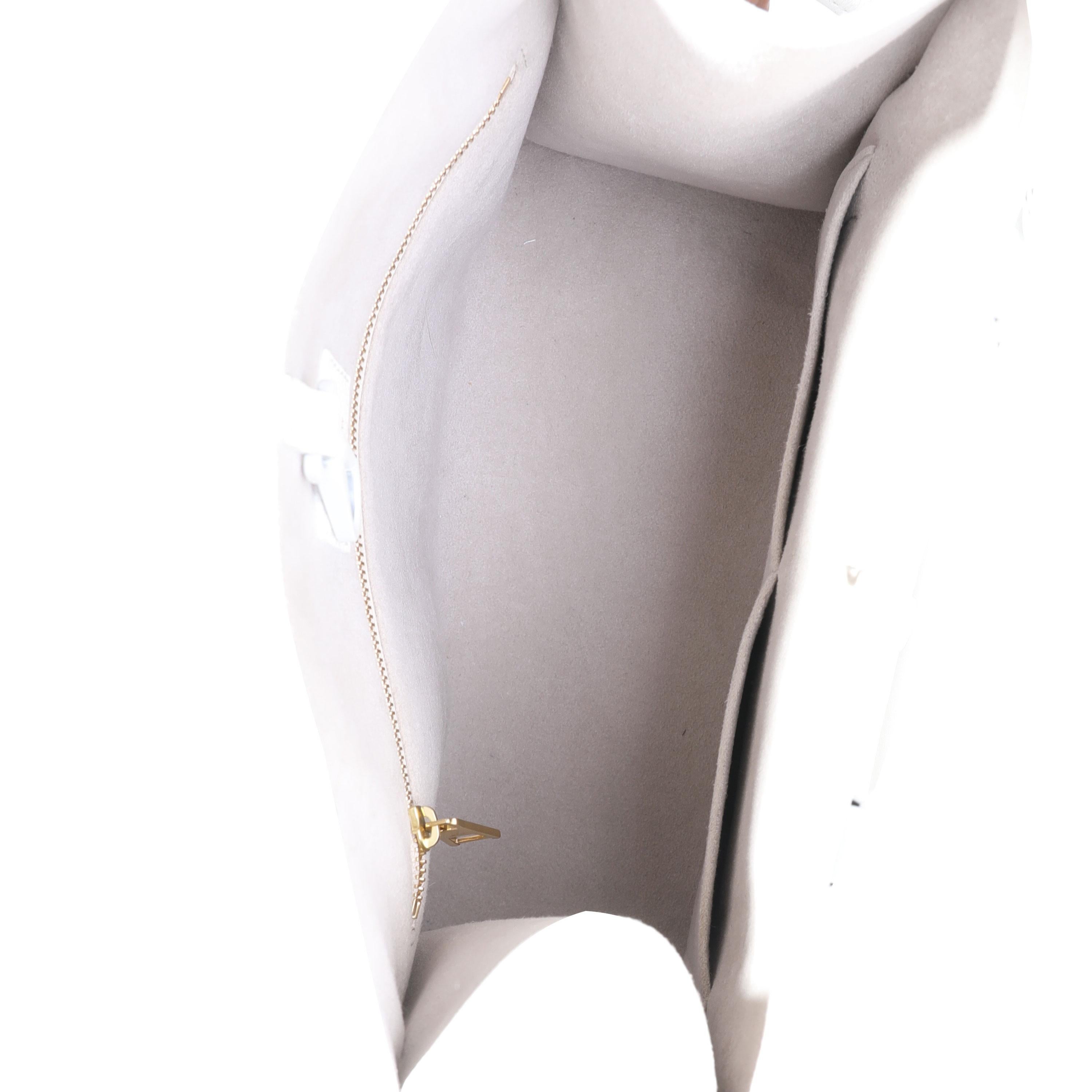 Monochrome Lockme-Tasche aus weißem Leder von Louis Vuitton PM im Angebot 1