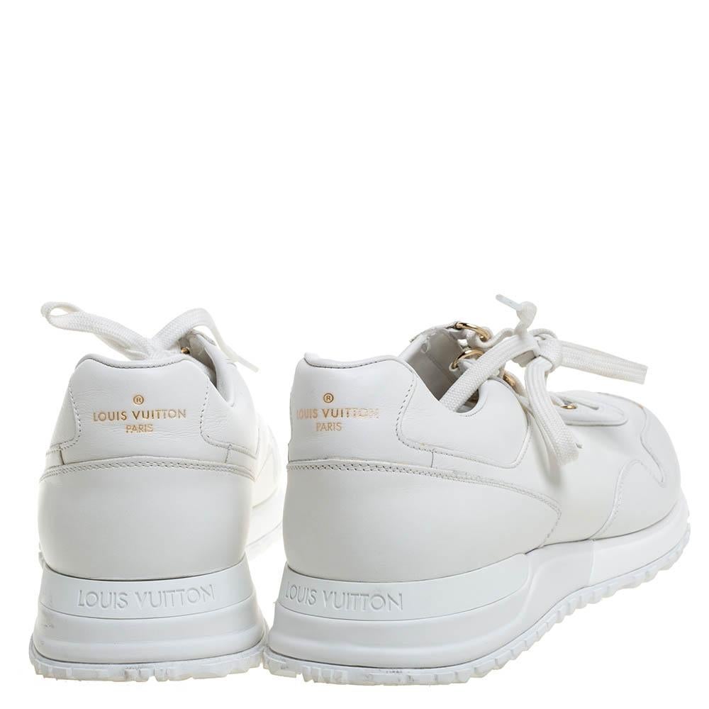 Men's Louis Vuitton White Leather Run Away Low Top Sneakers Size 40.5
