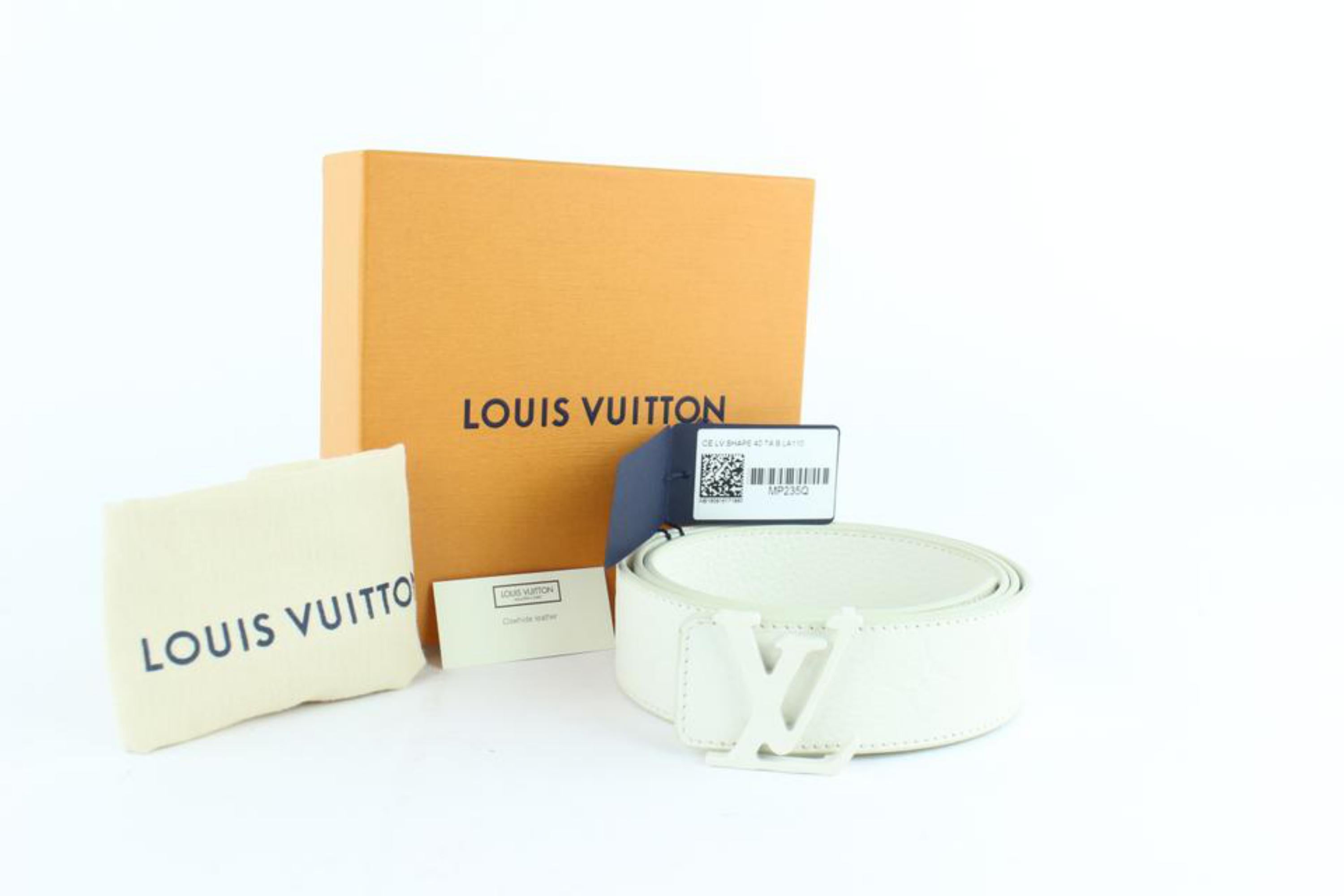 Pre-owned Louis Vuitton Initials Shape Belt Monogram 40mm Powder White