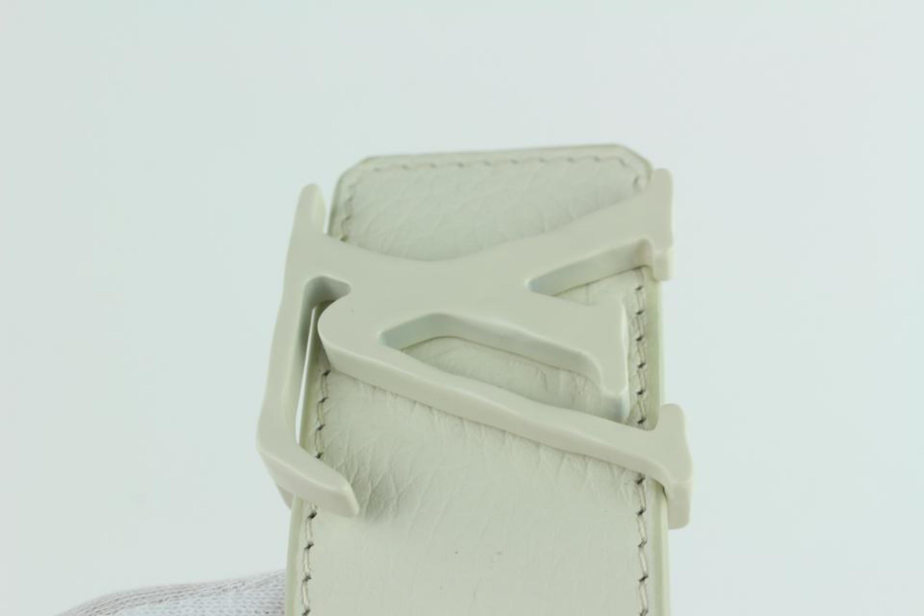 Louis Vuitton White Leather Ss19 Virgil Shape Lv Initiales 40mm 3lz1023 Belt In New Condition For Sale In Forest Hills, NY
