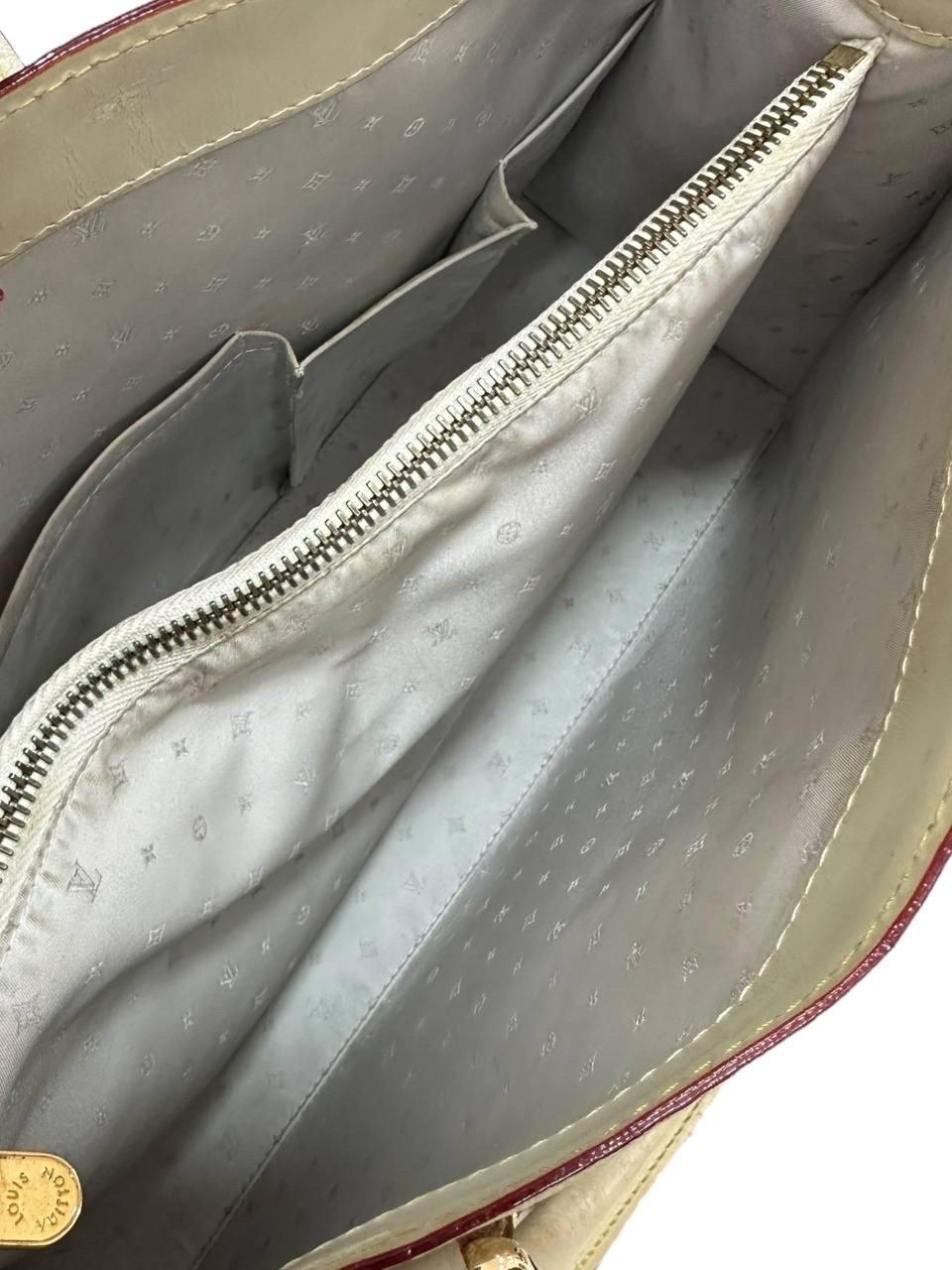 Louis Vuitton White Leather Suhali le Fabuleaux Shoulder Bag For Sale 2