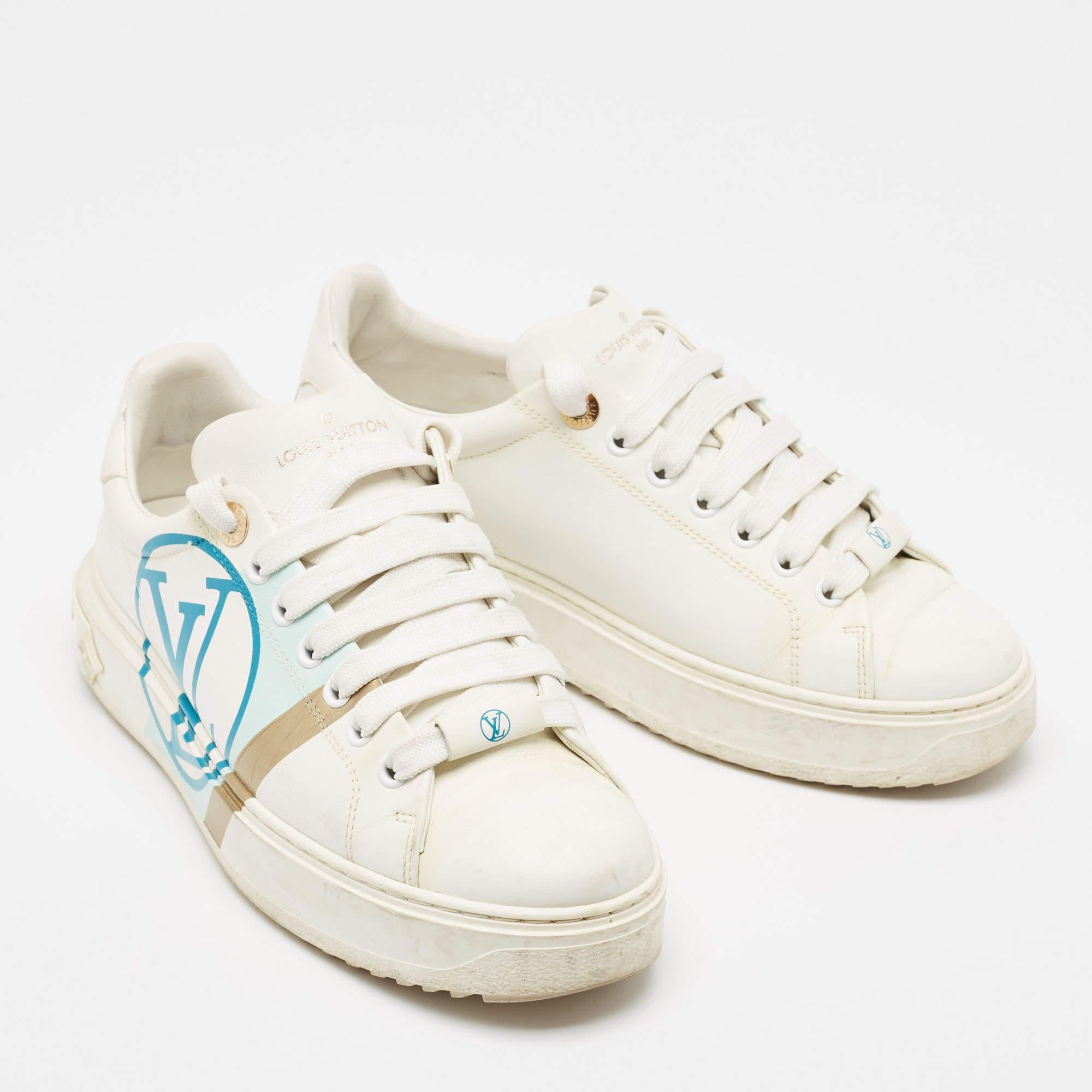 Louis Vuitton Time Out Turnschuhe aus weißem Leder Größe 38 im Zustand „Relativ gut“ im Angebot in Dubai, Al Qouz 2