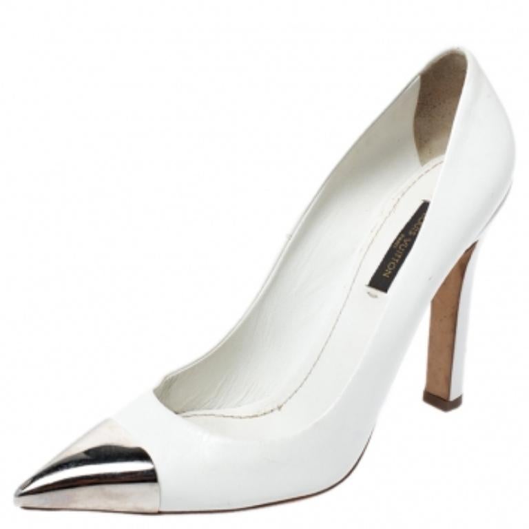 Grigio Louis Vuitton - Pumps a punta in pelle bianca Urban Twist - misura 37,5 in vendita