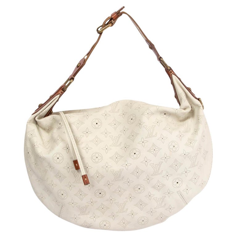 Unisex Pre-Owned Authenticated Louis Vuitton Monogram Taurillon Utility Side  Calf Leather White Crossbody Bag 